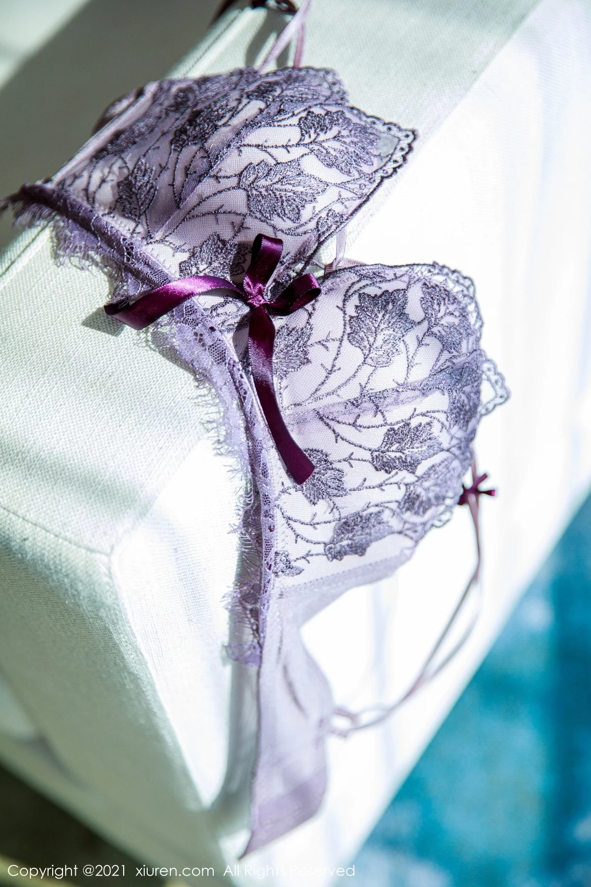 [[XiuRen秀人网]秀人网]No.4232_模特夏沫沫tifa职业装OL主题半脱露性感内衣开档黑丝诱惑写真43P