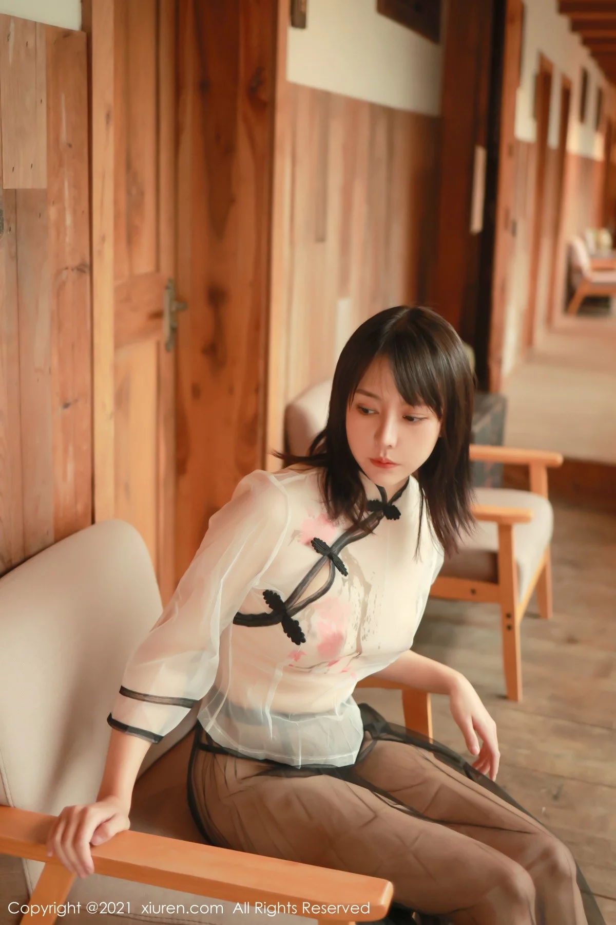 [[XiuRen秀人网]秀人网]No.4234_新人模特韩希蕾轻薄半透服饰露情趣丁字裤秀火辣身材诱惑写真41P