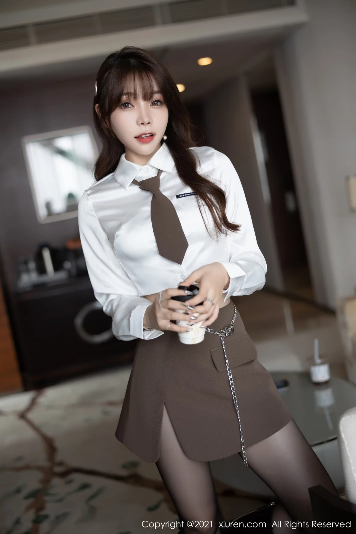 [[XiuRen秀人网]秀人网]No.4299_女神芝芝Booty情趣调教白衬衣下性感内衣配黑丝裤袜诱惑写真89P