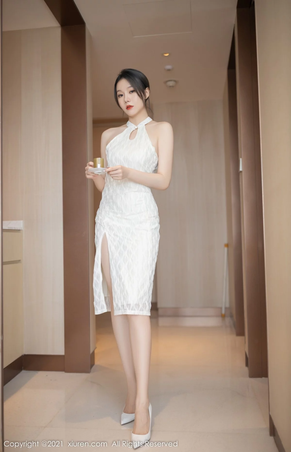 [[XiuRen秀人网]秀人网]No.4308_模特安然Maleah私房脱白纱连衣裙露红色蕾丝内衣惹火诱惑写真80P