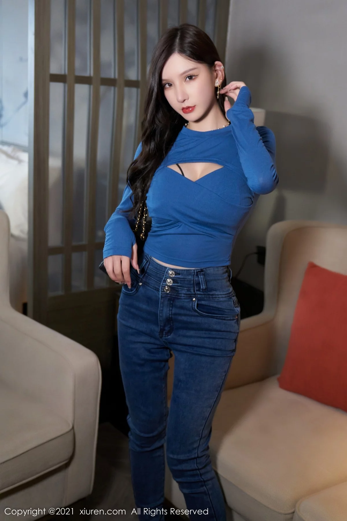 [[XiuRen秀人网]秀人网]No.4310_女神周于希Sandy私房半脱露黑色蕾丝内衣配蕾丝吊袜诱惑写真110P