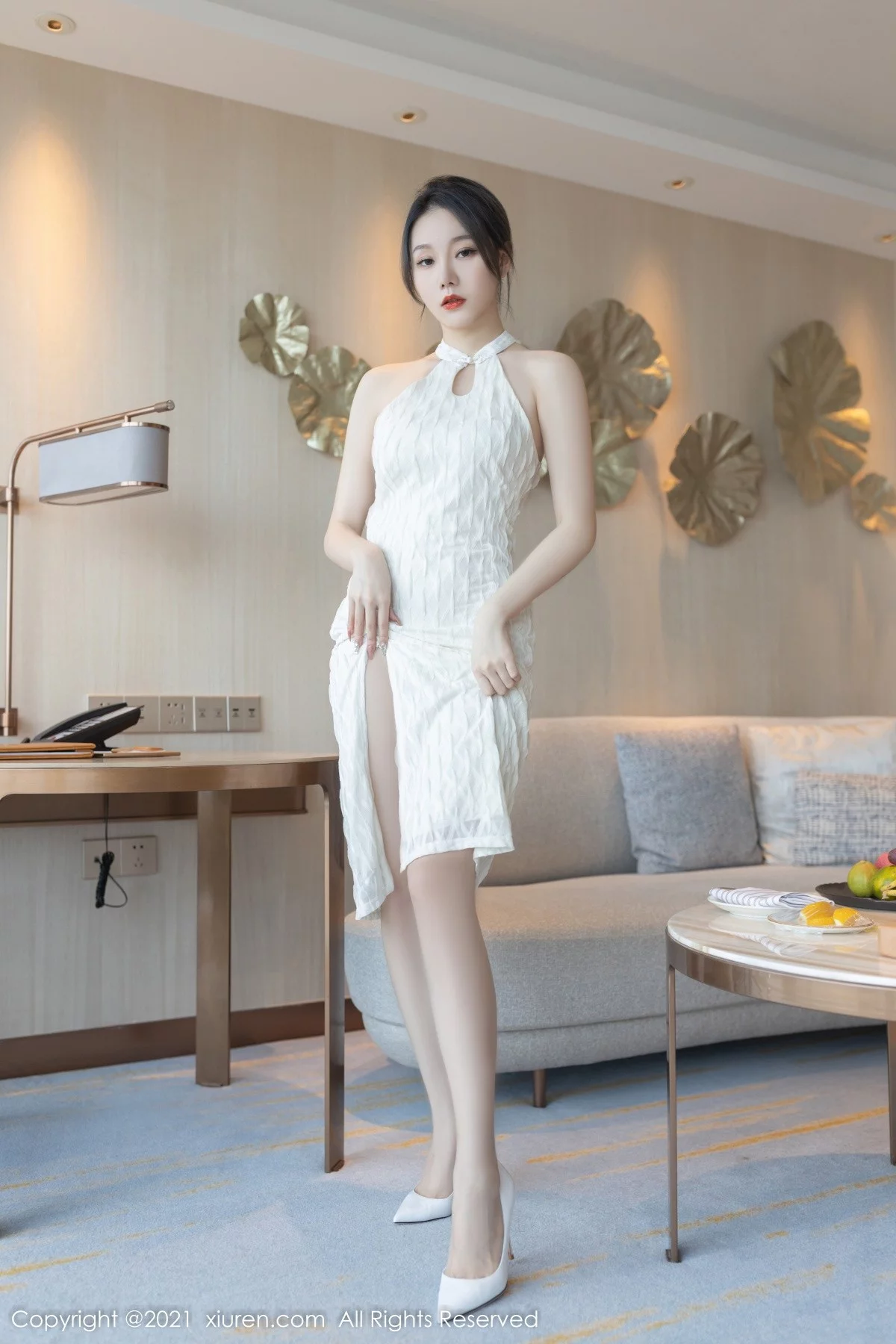 [[XiuRen秀人网]秀人网]No.4308_模特安然Maleah私房脱白纱连衣裙露红色蕾丝内衣惹火诱惑写真80P