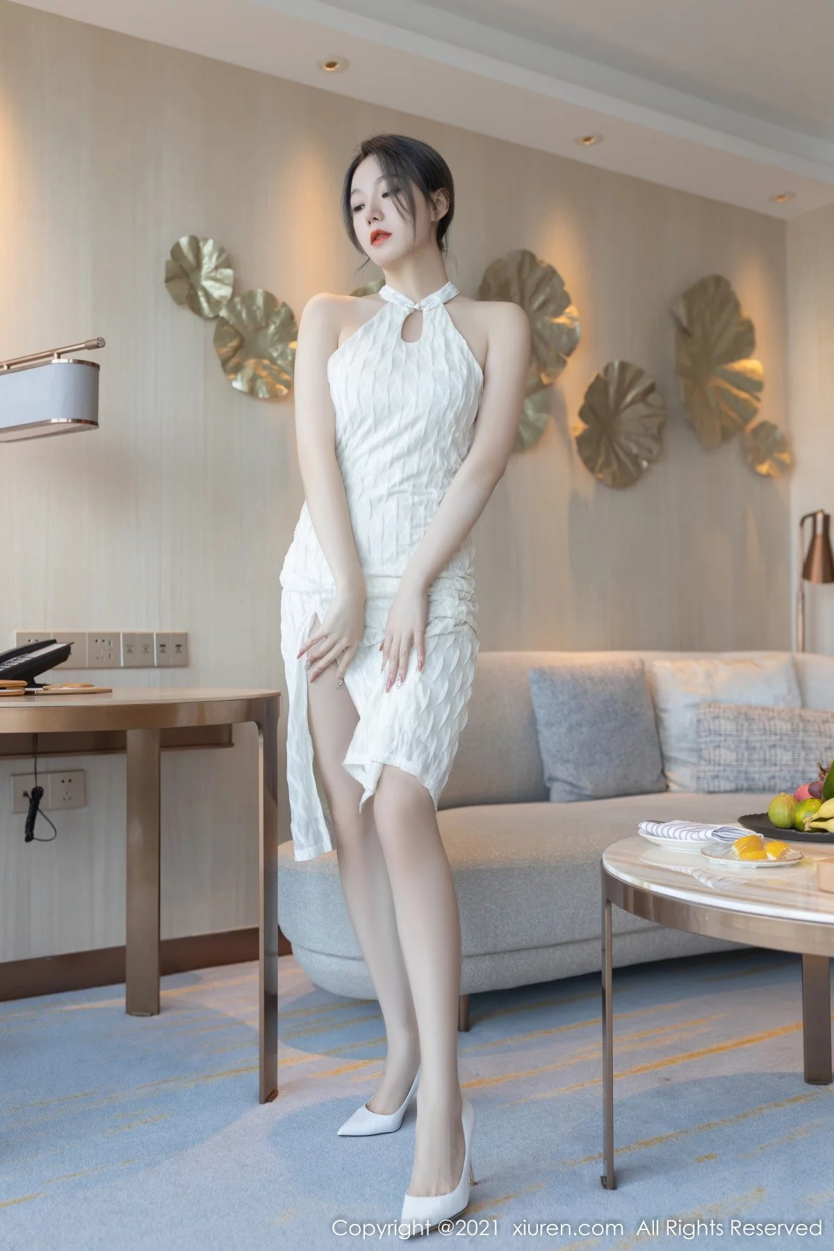 [[XiuRen秀人网]秀人网]No.4308_模特安然Maleah私房脱白纱连衣裙露红色蕾丝内衣惹火诱惑写真80P