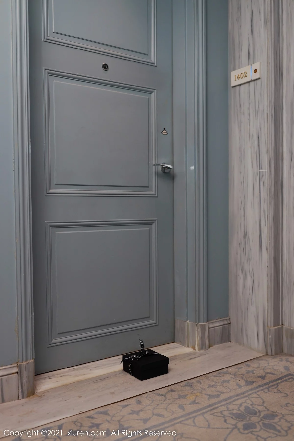 [[XiuRen秀人网]秀人网]No.4315_模特王心怡半脱露精致蓝色内衣配黑丝裤袜秀完美身材诱惑写真90P