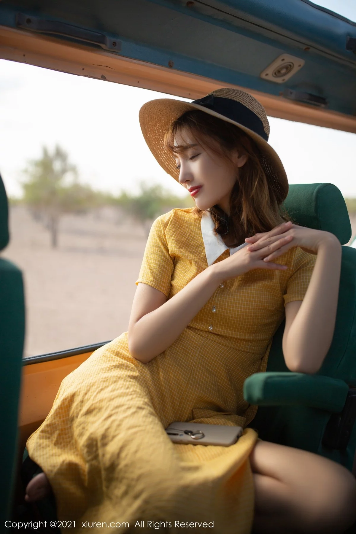 [[XiuRen秀人网]秀人网]No.4321_模特陆萱萱多场景多套服装性感内衣系列秀完美身材诱惑写真95P