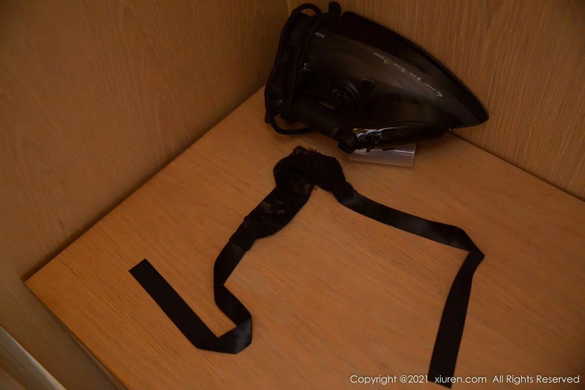 [[XiuRen秀人网]秀人网]No.4334_模特一颗甜蛋黄a黑花裙配精致内衣蕾丝吊袜秀火辣身材诱惑写真79P