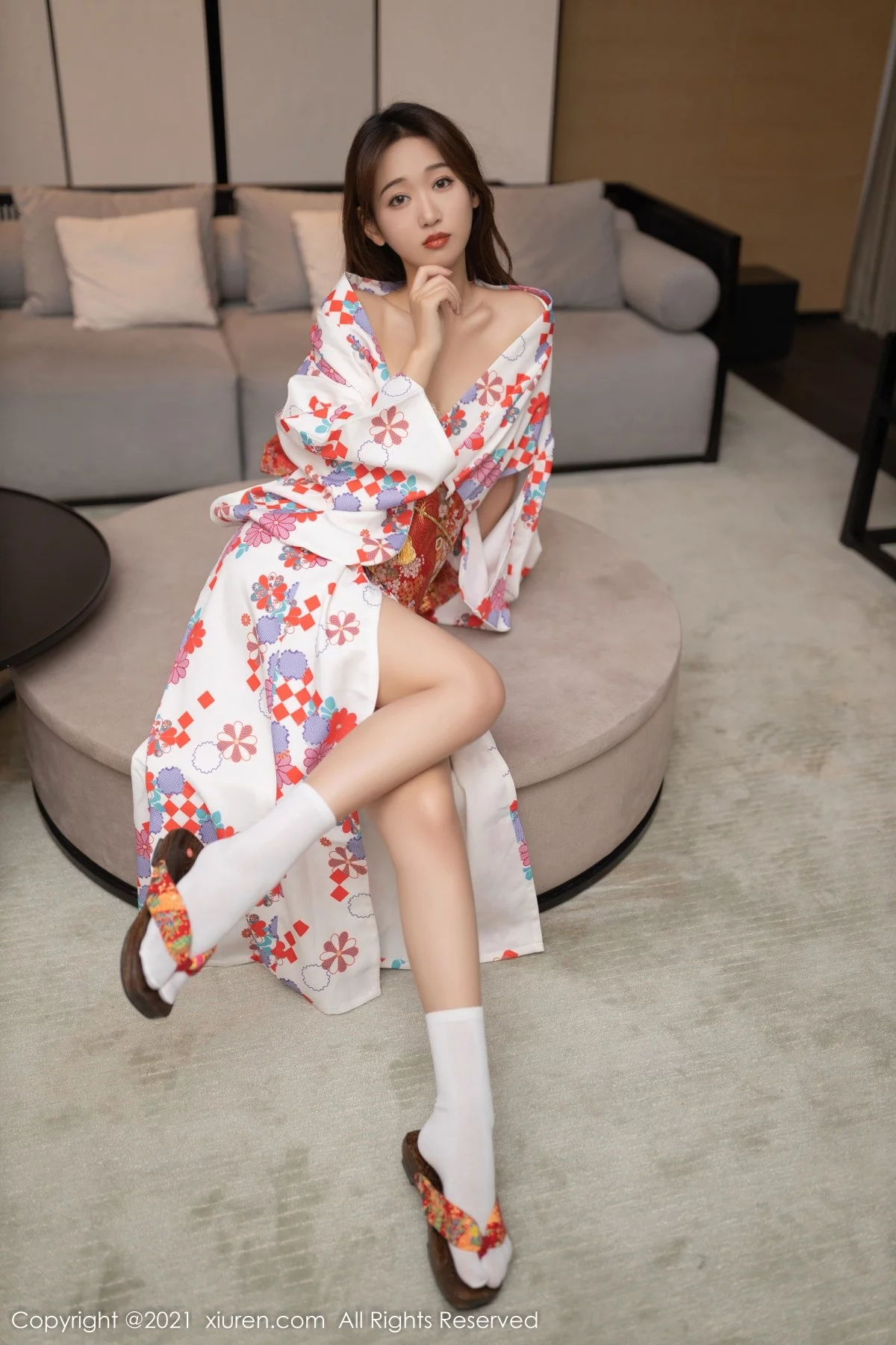 [[XiuRen秀人网]秀人网]No.4349_模特唐安琪江浙沪旅拍日料情景主题脱和服露蕾丝内衣诱惑写真88P