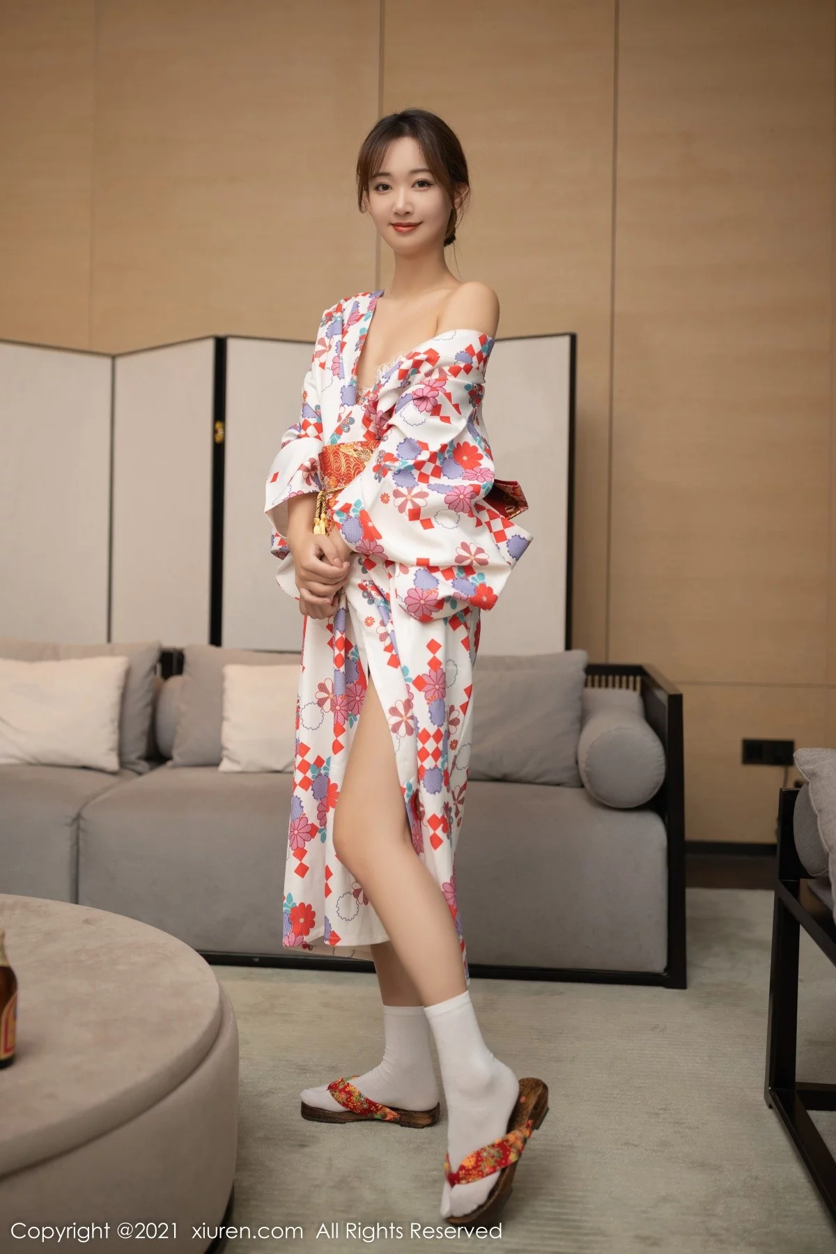 [[XiuRen秀人网]秀人网]No.4349_模特唐安琪江浙沪旅拍日料情景主题脱和服露蕾丝内衣诱惑写真88P