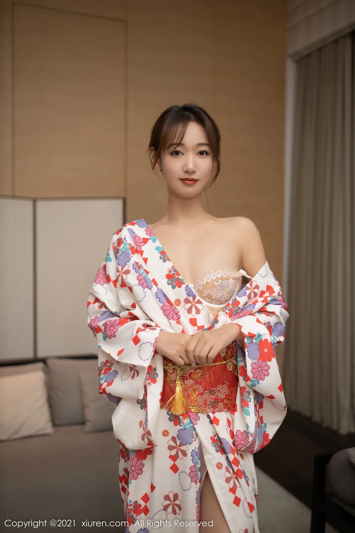 [[XiuRen秀人网]秀人网]No.4349_模特唐安琪江浙沪旅拍日料情景主题脱和服露蕾丝内衣诱惑写真88P