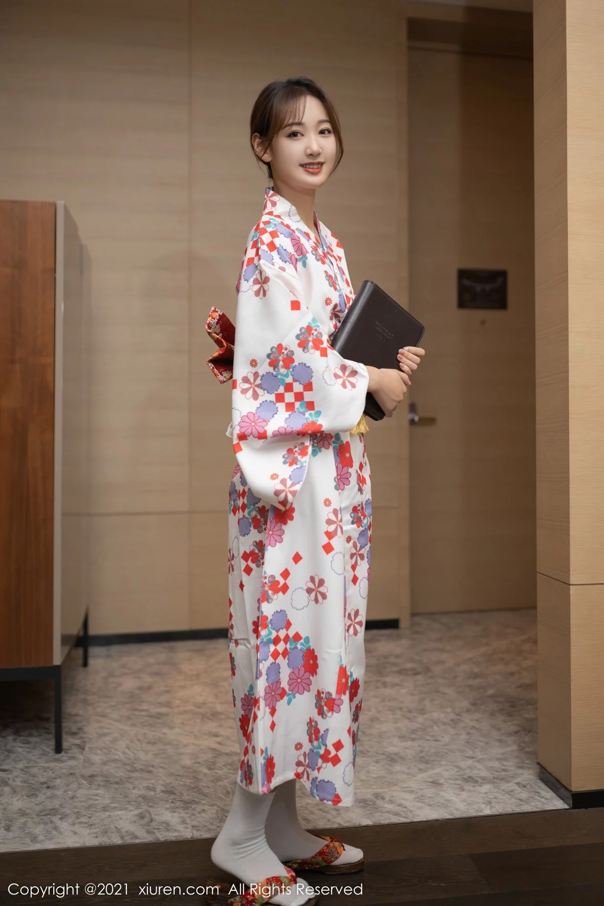 [[XiuRen秀人网]秀人网]No.4349_模特唐安琪江浙沪旅拍日料情景主题脱和服露蕾丝内衣诱惑写真88P