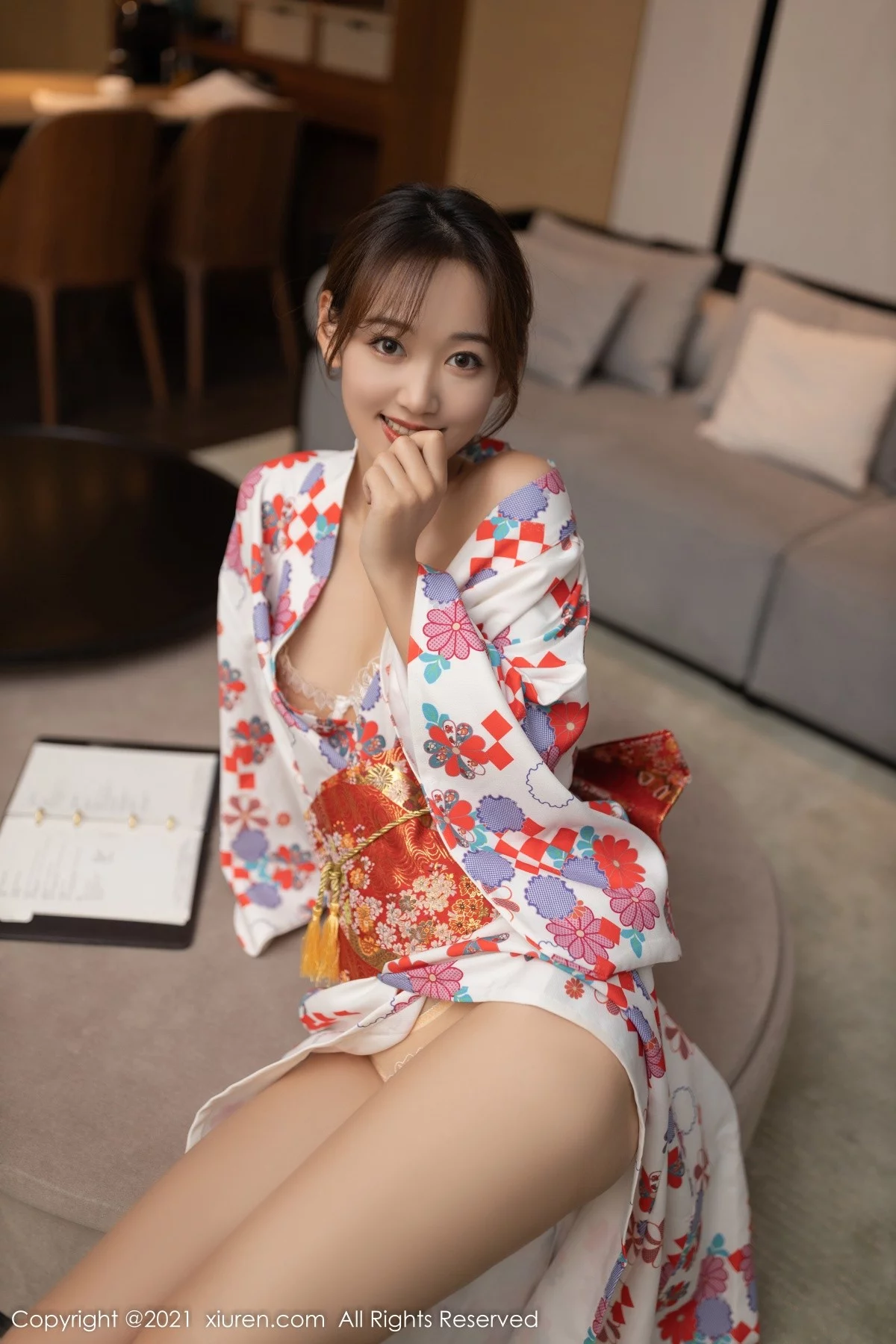 [[XiuRen秀人网]秀人网]No.4349_模特唐安琪江浙沪旅拍日料情景主题脱和服露蕾丝内衣诱惑写真88P