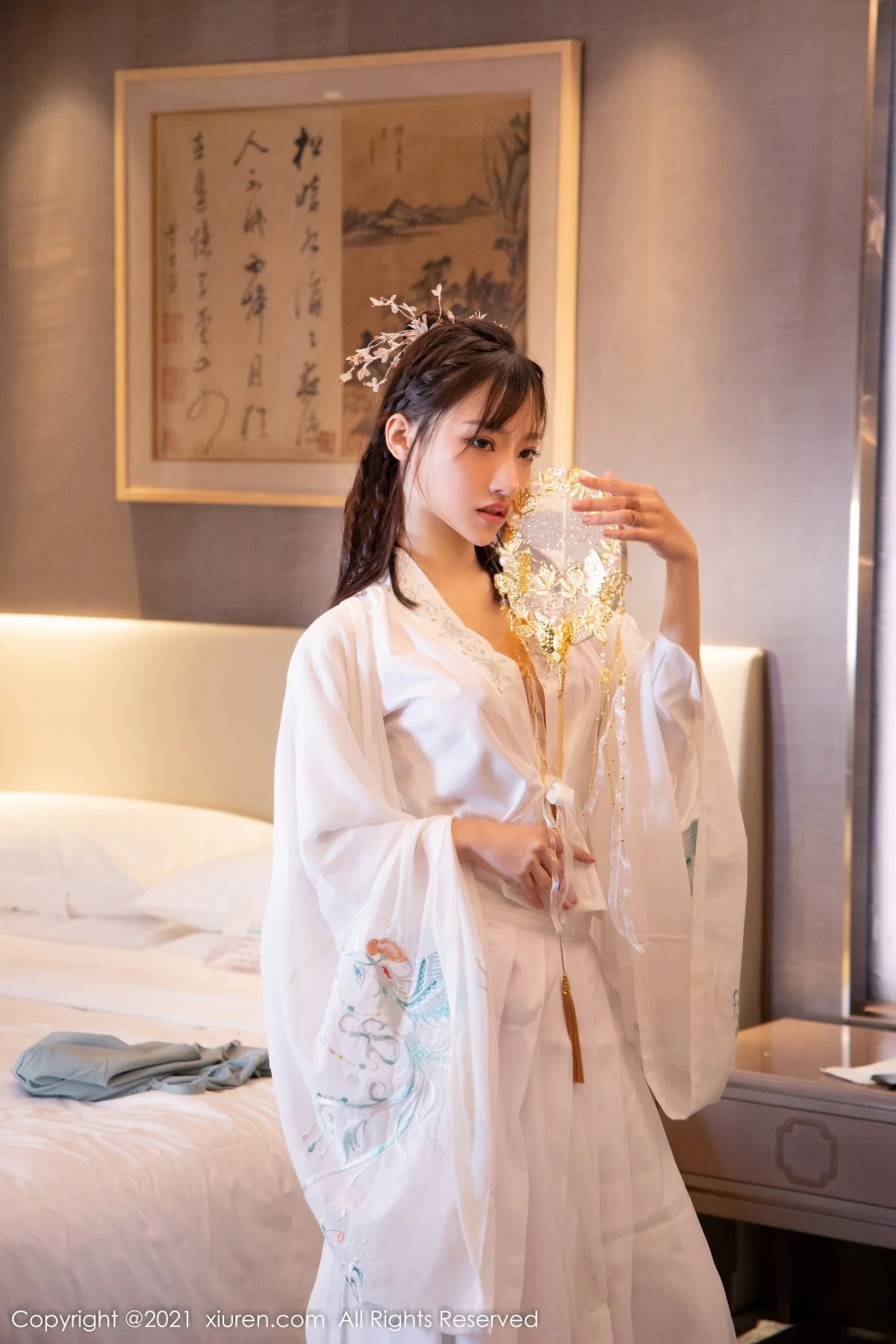 [[XiuRen秀人网]秀人网]No.4344_模特西门小玉古装服饰主题私房半脱白色长衫秀凹凸身材诱惑写真53P