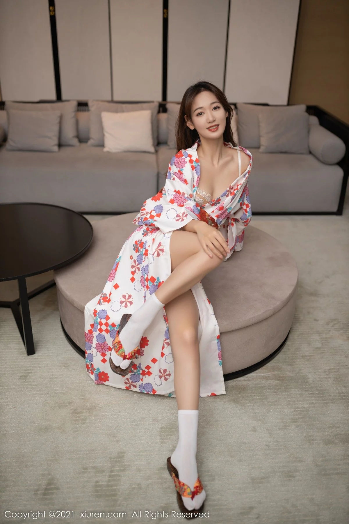 [[XiuRen秀人网]秀人网]No.4349_模特唐安琪江浙沪旅拍日料情景主题脱和服露蕾丝内衣诱惑写真88P