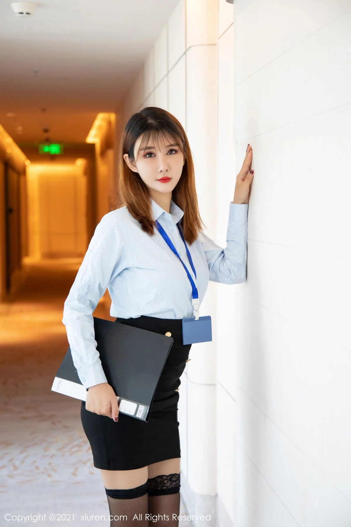 [[XiuRen秀人网]秀人网]No.4247_模特夏沫沫tifa职业秘书OL主题私房情趣捆绑秀完美身材诱惑写真50P