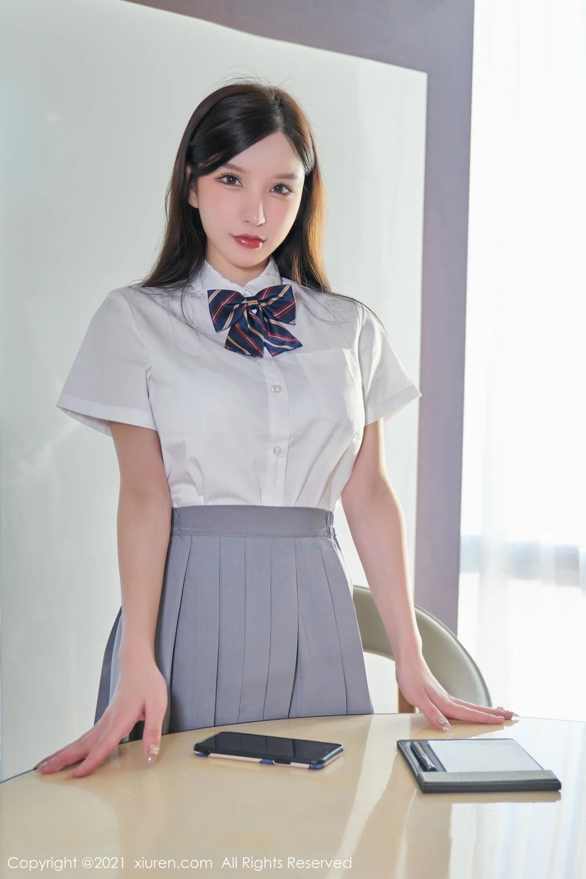 [[XiuRen秀人网]秀人网]No.4258_女神周于希Sandy惩罚游戏主题性感百褶裙下闪亮肉丝诱惑写真88P