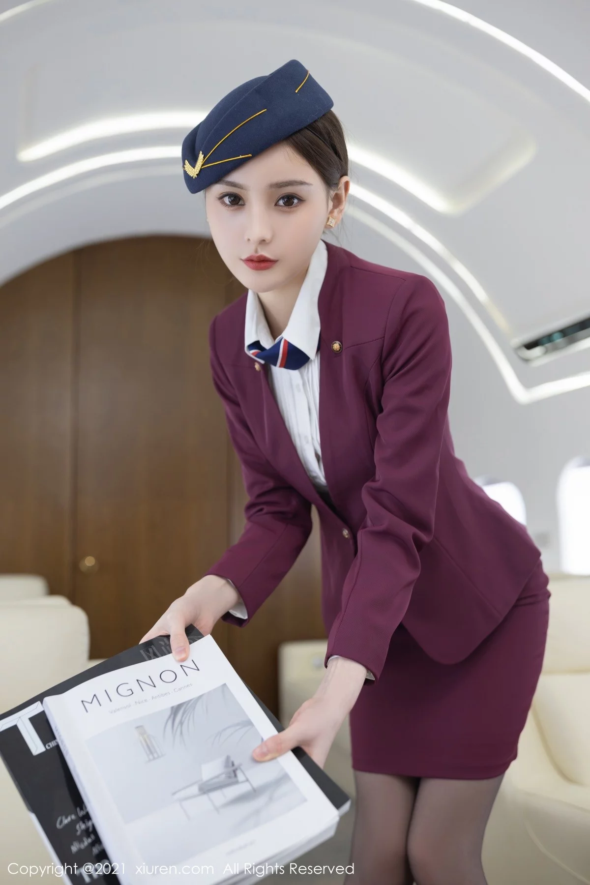 [[XiuRen秀人网]秀人网]No.4264_模特王心怡空姐制服主题私房半脱露性感内衣开档黑丝诱惑写真78P