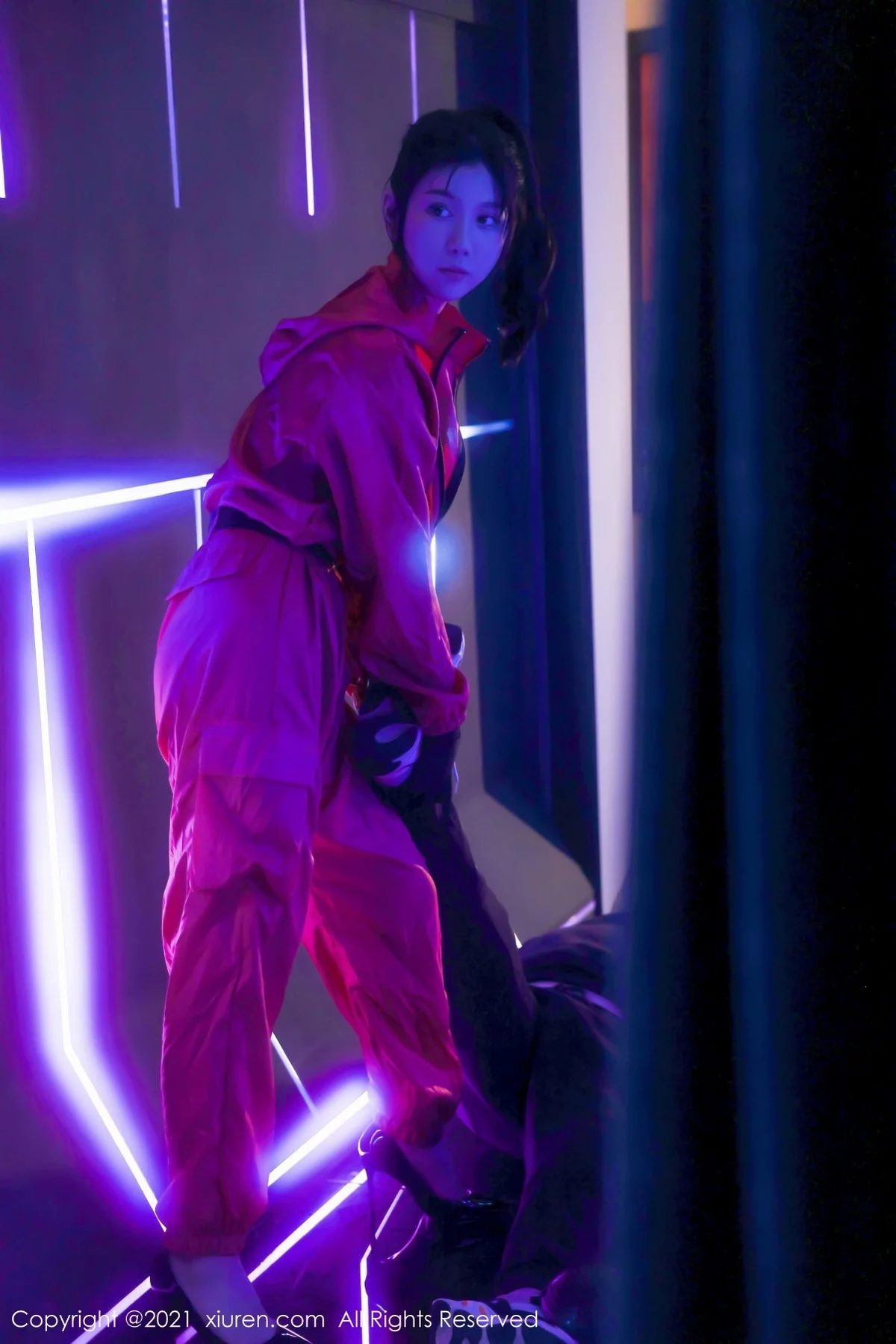 [[XiuRen秀人网]秀人网]No.4266_模特李雅柔182CM视觉魅惑体验半脱露性感黑色内衣诱惑写真54P