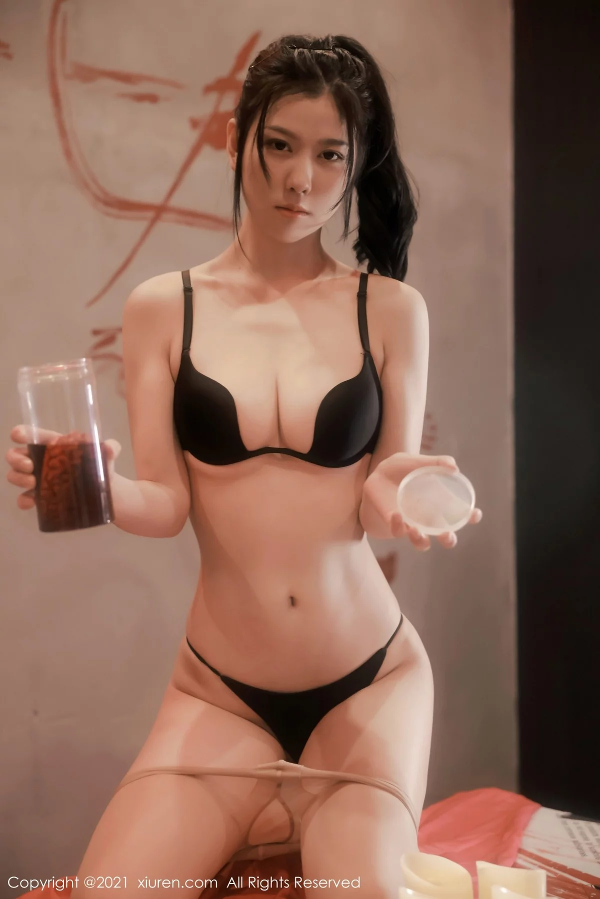 [[XiuRen秀人网]秀人网]No.4266_模特李雅柔182CM视觉魅惑体验半脱露性感黑色内衣诱惑写真54P