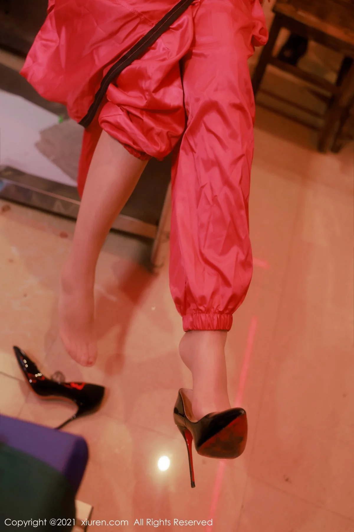 [[XiuRen秀人网]秀人网]No.4266_模特李雅柔182CM视觉魅惑体验半脱露性感黑色内衣诱惑写真54P