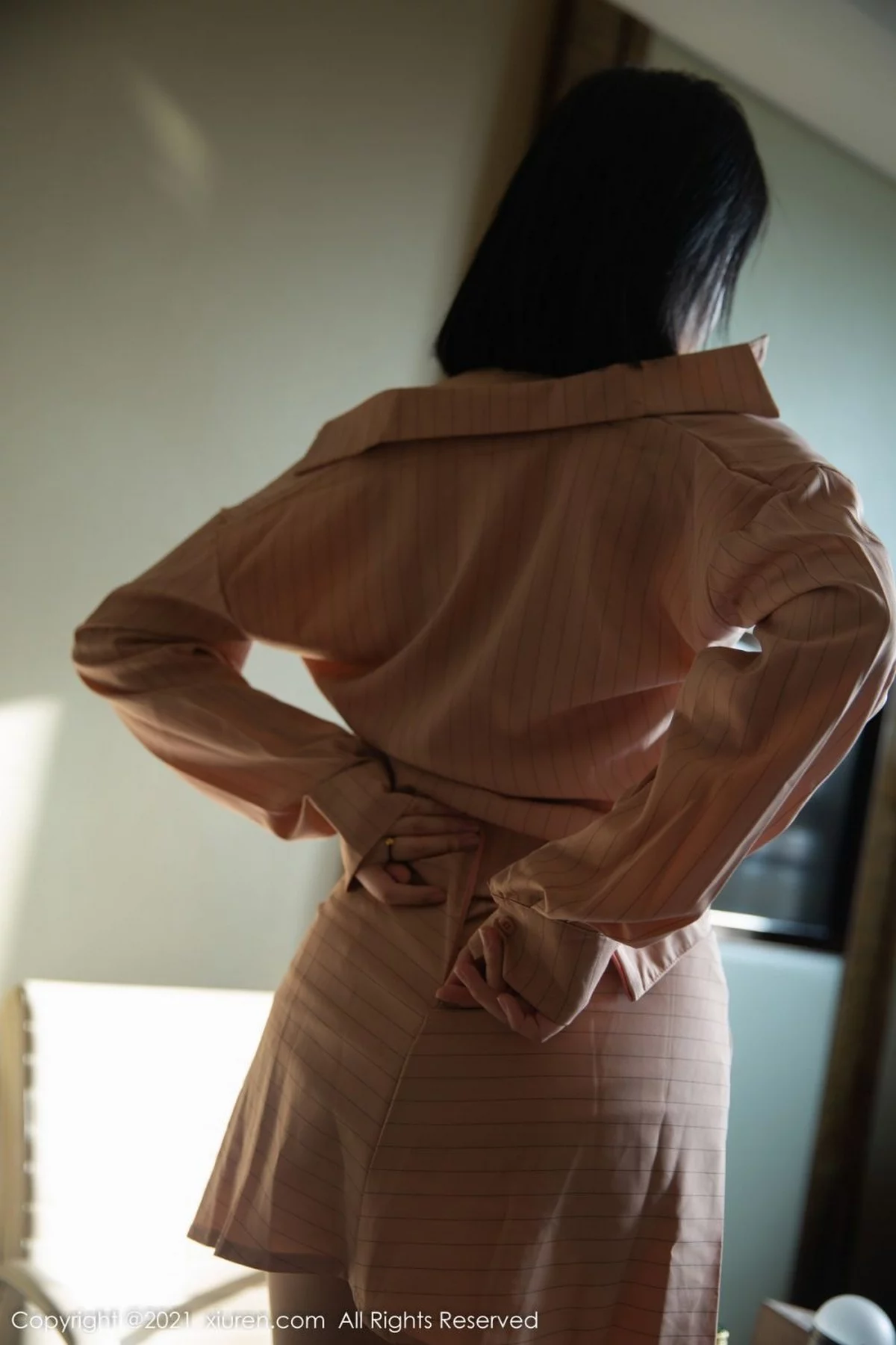 [[XiuRen秀人网]秀人网]No.4393_模特一颗甜蛋黄a脱粉色外衣露性感内衣无内肉丝惹火诱惑写真81P