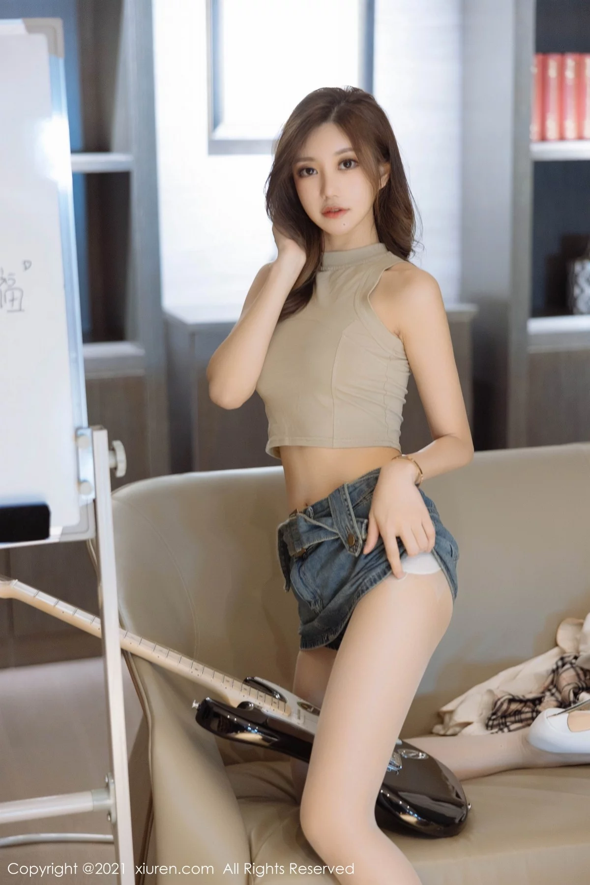 [[XiuRen秀人网]秀人网]No.4415_女神绮里嘉ula元旦心愿回馈主题性感服饰秀完美身材诱惑写真121P