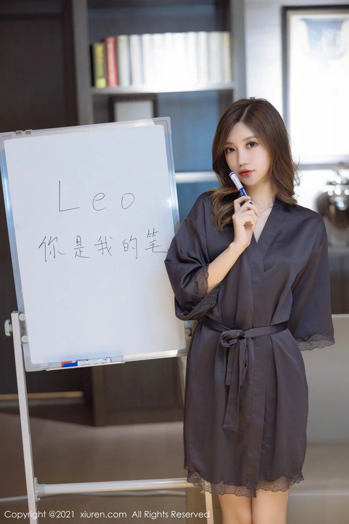 [[XiuRen秀人网]秀人网]No.4415_女神绮里嘉ula元旦心愿回馈主题性感服饰秀完美身材诱惑写真121P