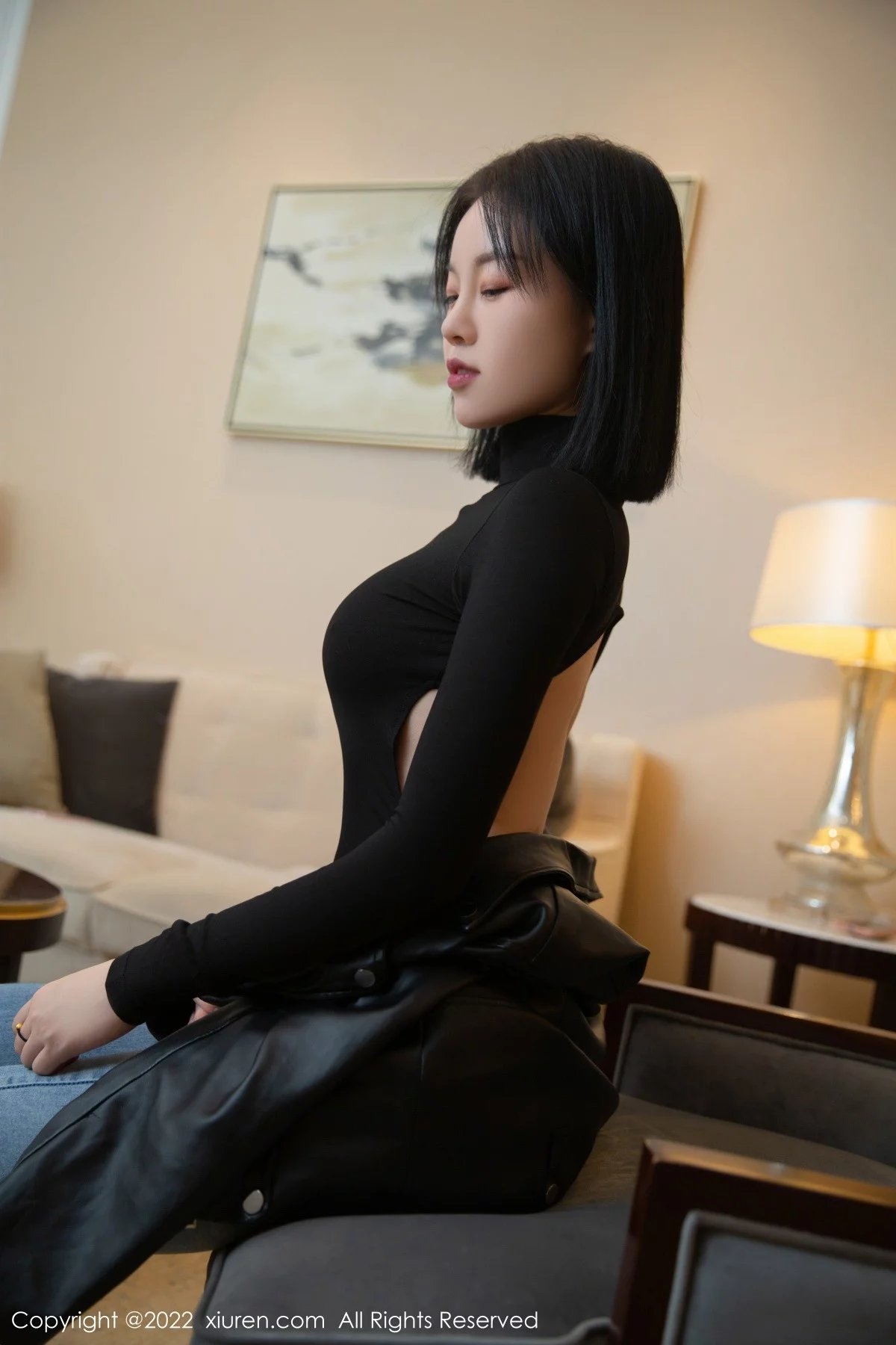 [[XiuRen秀人网]秀人网]No.4423_模特一颗甜蛋黄a私房脱牛仔裤露无内开档黑丝秀翘臀诱惑写真74P