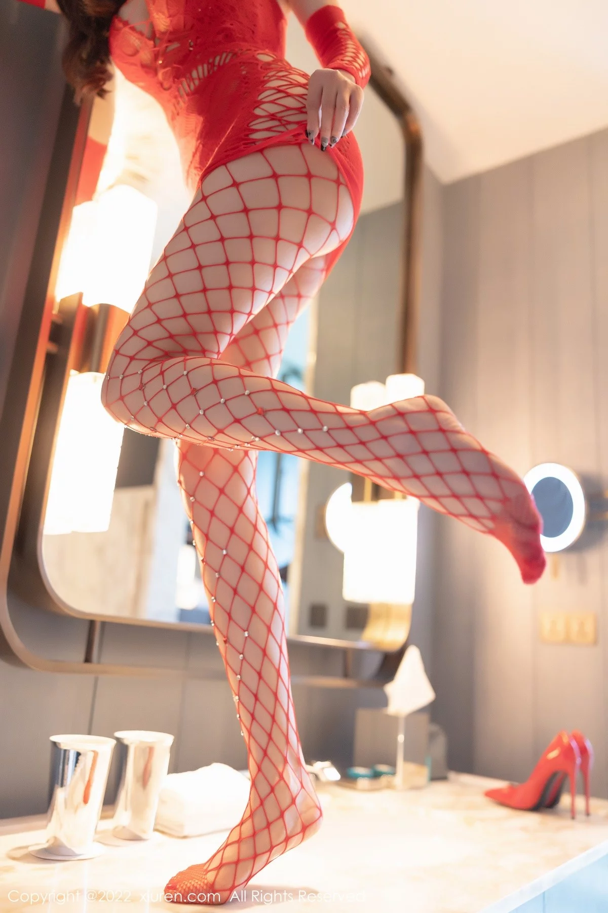 [[XiuRen秀人网]秀人网]No.4424_女神杨晨晨Yome脱红色网格短裙露性感内衣秀丰满身材诱惑写真73P