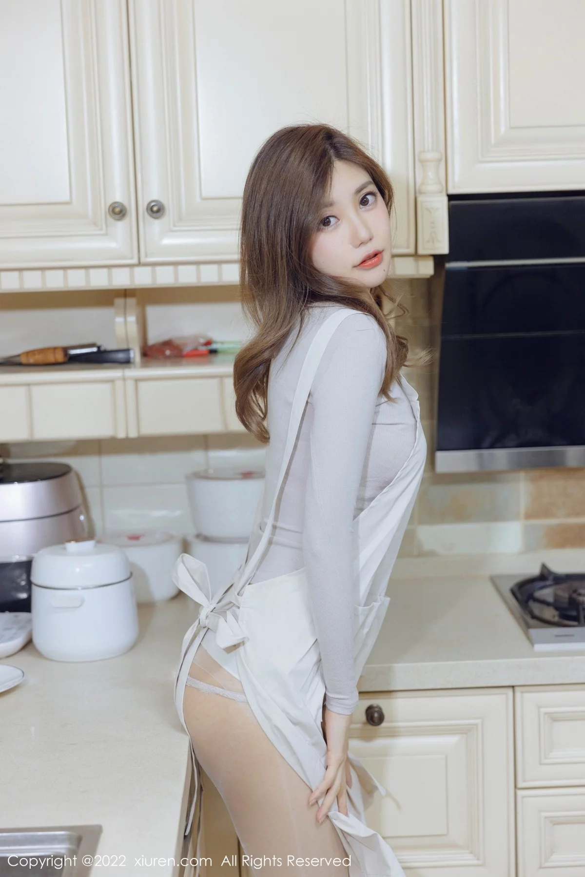 [[XiuRen秀人网]秀人网]No.4438_女神绮里嘉ula厨娘主题半脱露性感内衣配开档白丝完美诱惑写真62P