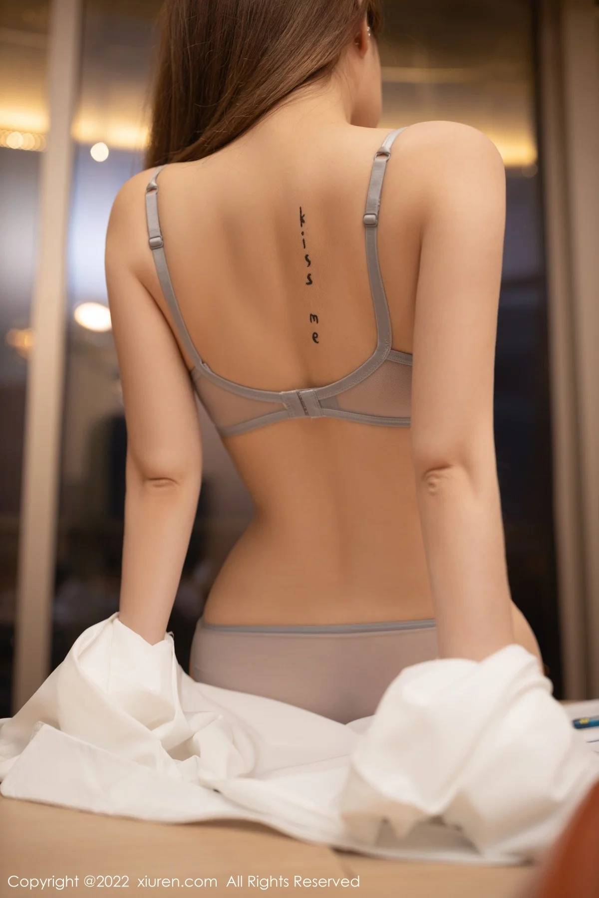 [[XiuRen秀人网]秀人网]No.4436_模特鱼子酱Fish私房脱JK制服露轻透情趣内衣秀完美身材诱惑写真75P