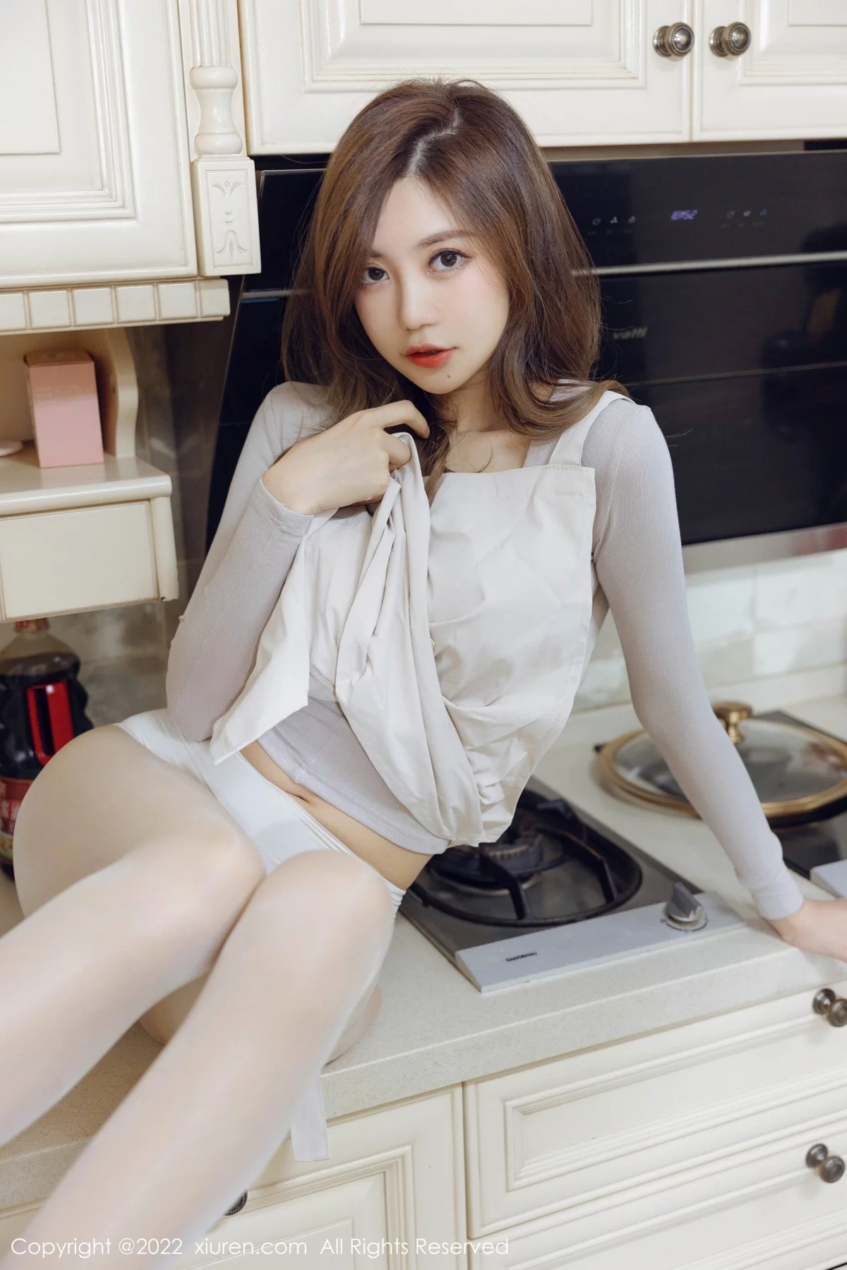 [[XiuRen秀人网]秀人网]No.4438_女神绮里嘉ula厨娘主题半脱露性感内衣配开档白丝完美诱惑写真62P