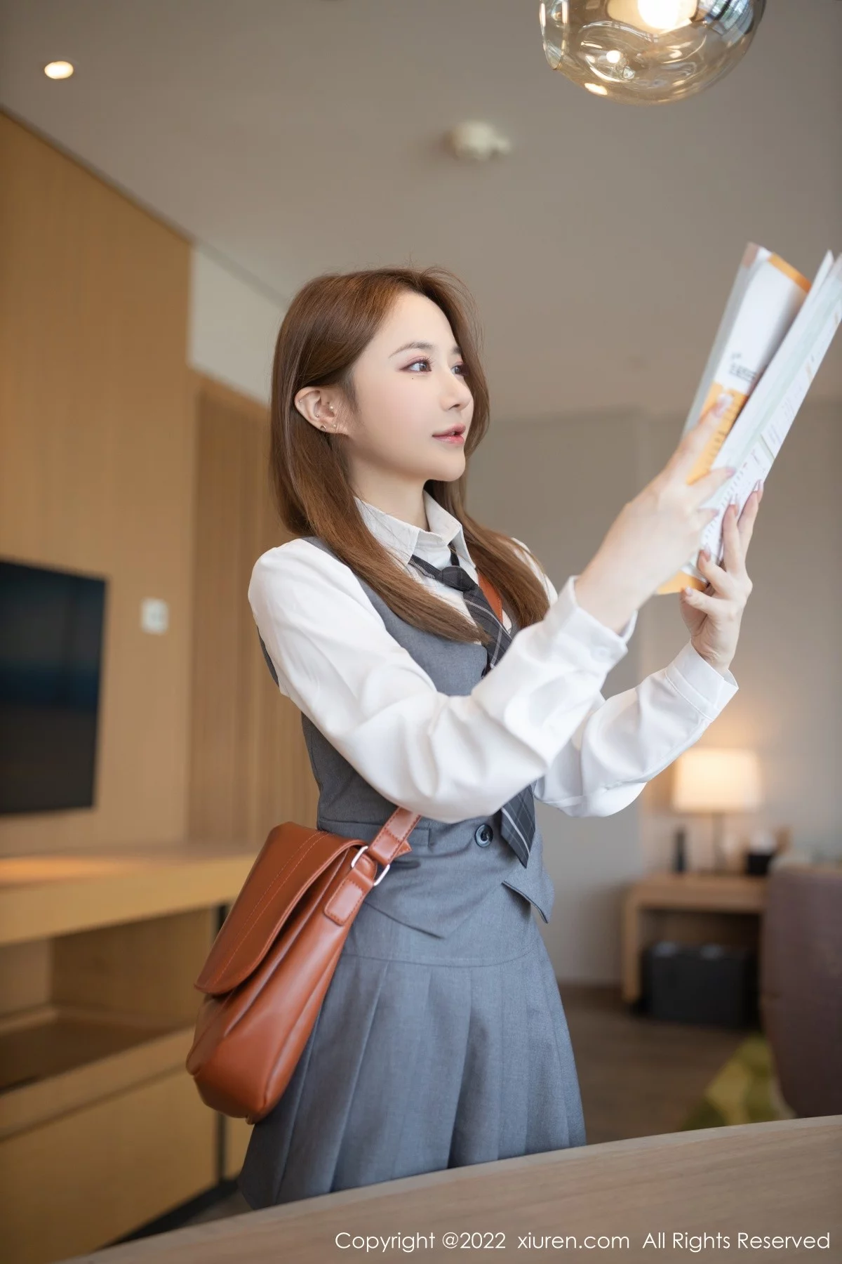 [[XiuRen秀人网]秀人网]No.4436_模特鱼子酱Fish私房脱JK制服露轻透情趣内衣秀完美身材诱惑写真75P