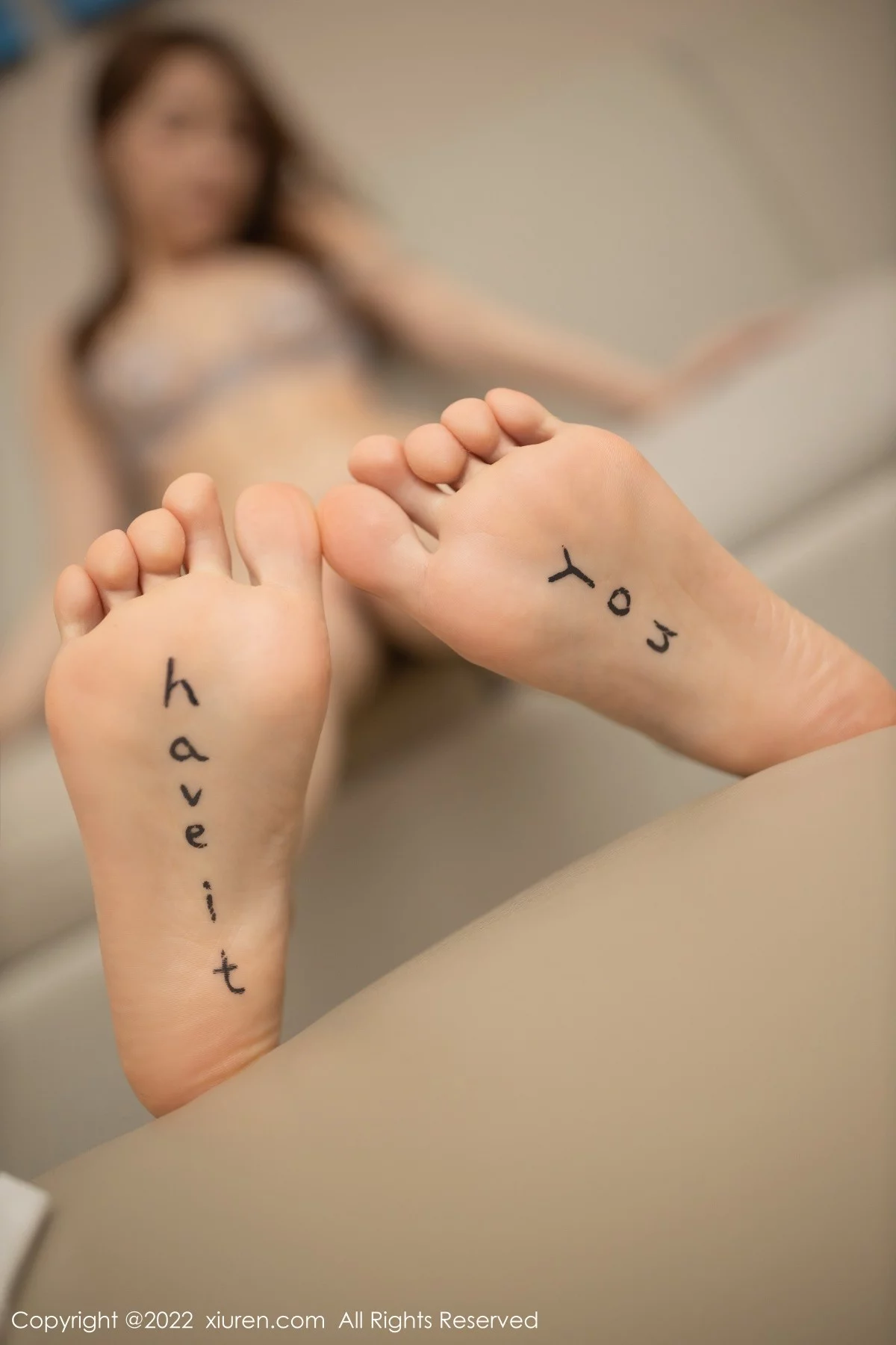 [[XiuRen秀人网]秀人网]No.4436_模特鱼子酱Fish私房脱JK制服露轻透情趣内衣秀完美身材诱惑写真75P