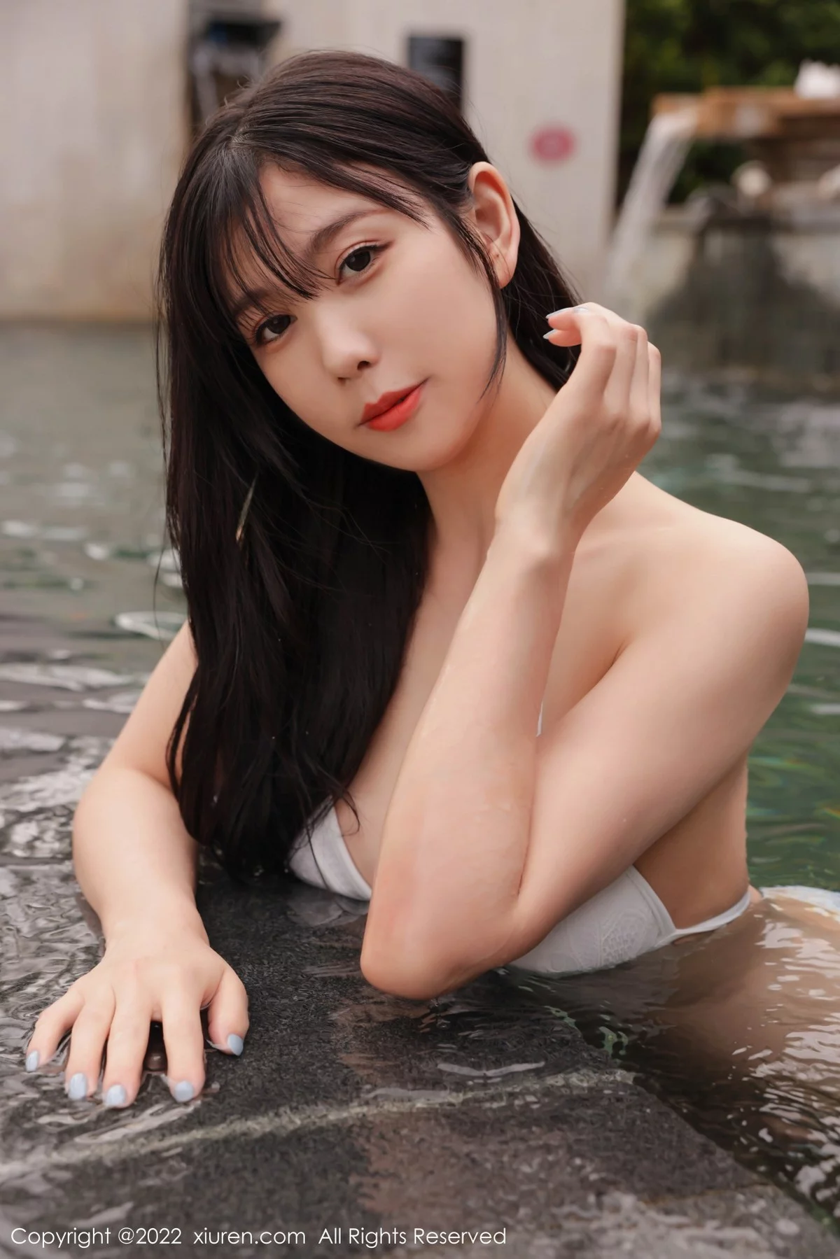 [[XiuRen秀人网]秀人网]No.4442_模特李雅柔182CM三亚旅拍泳池性感白色内衣秀完美身材诱惑写真51P