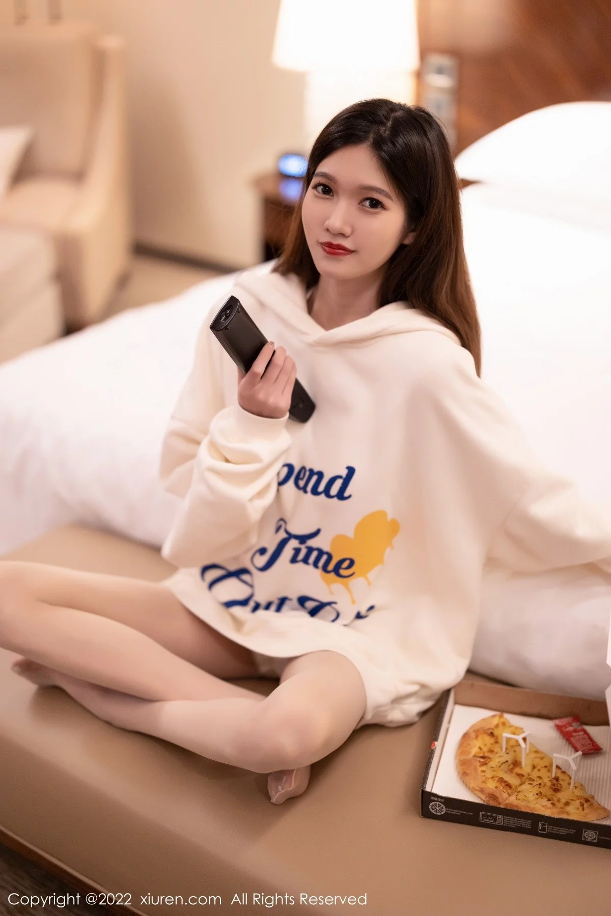 [[XiuRen秀人网]秀人网]No.4451_模特程程程私房半脱露白色蕾丝情趣连体衣秀火辣身材诱惑写真101P