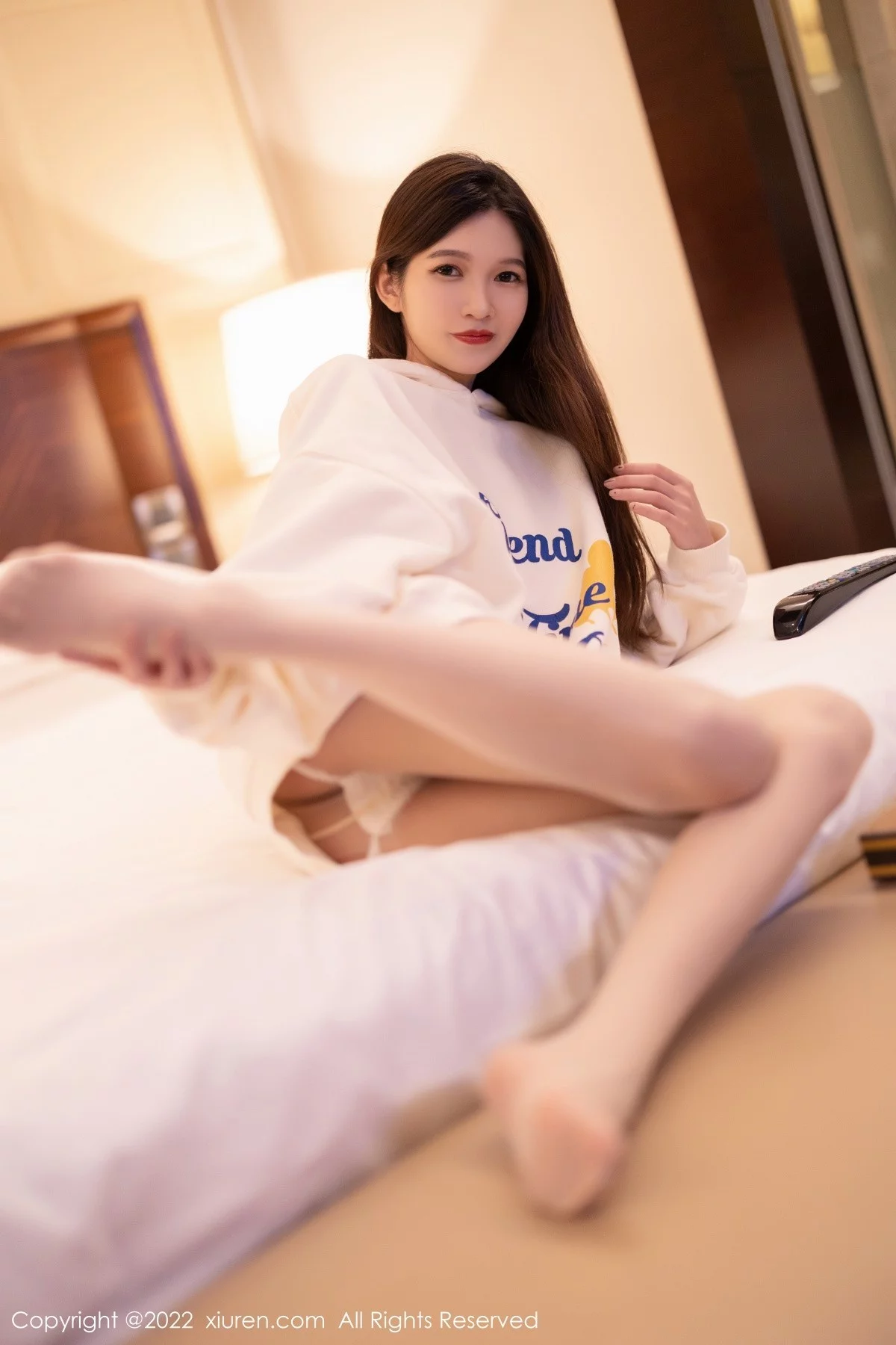 [[XiuRen秀人网]秀人网]No.4451_模特程程程私房半脱露白色蕾丝情趣连体衣秀火辣身材诱惑写真101P