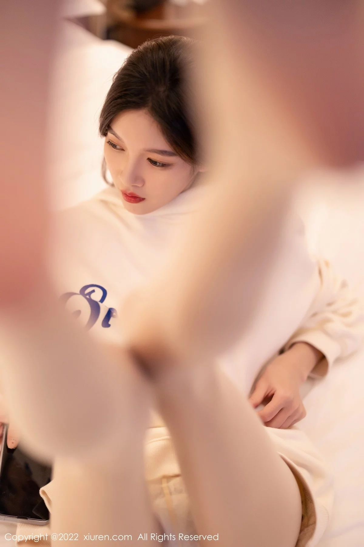 [[XiuRen秀人网]秀人网]No.4451_模特程程程私房半脱露白色蕾丝情趣连体衣秀火辣身材诱惑写真101P