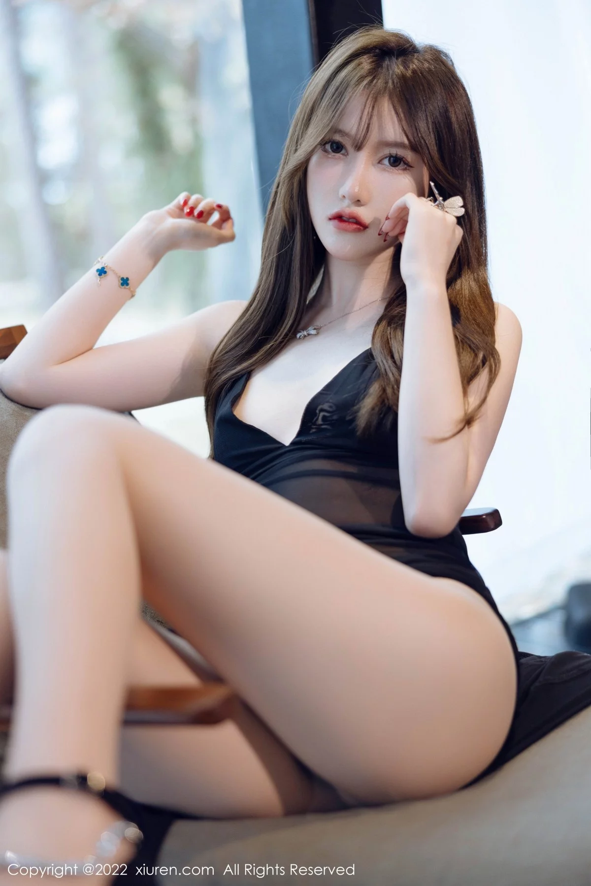 [[XiuRen秀人网]秀人网]No.4460_模特美桃酱私房黑色轻透长裙配超薄肉丝裤袜秀完美身材诱惑写真57P