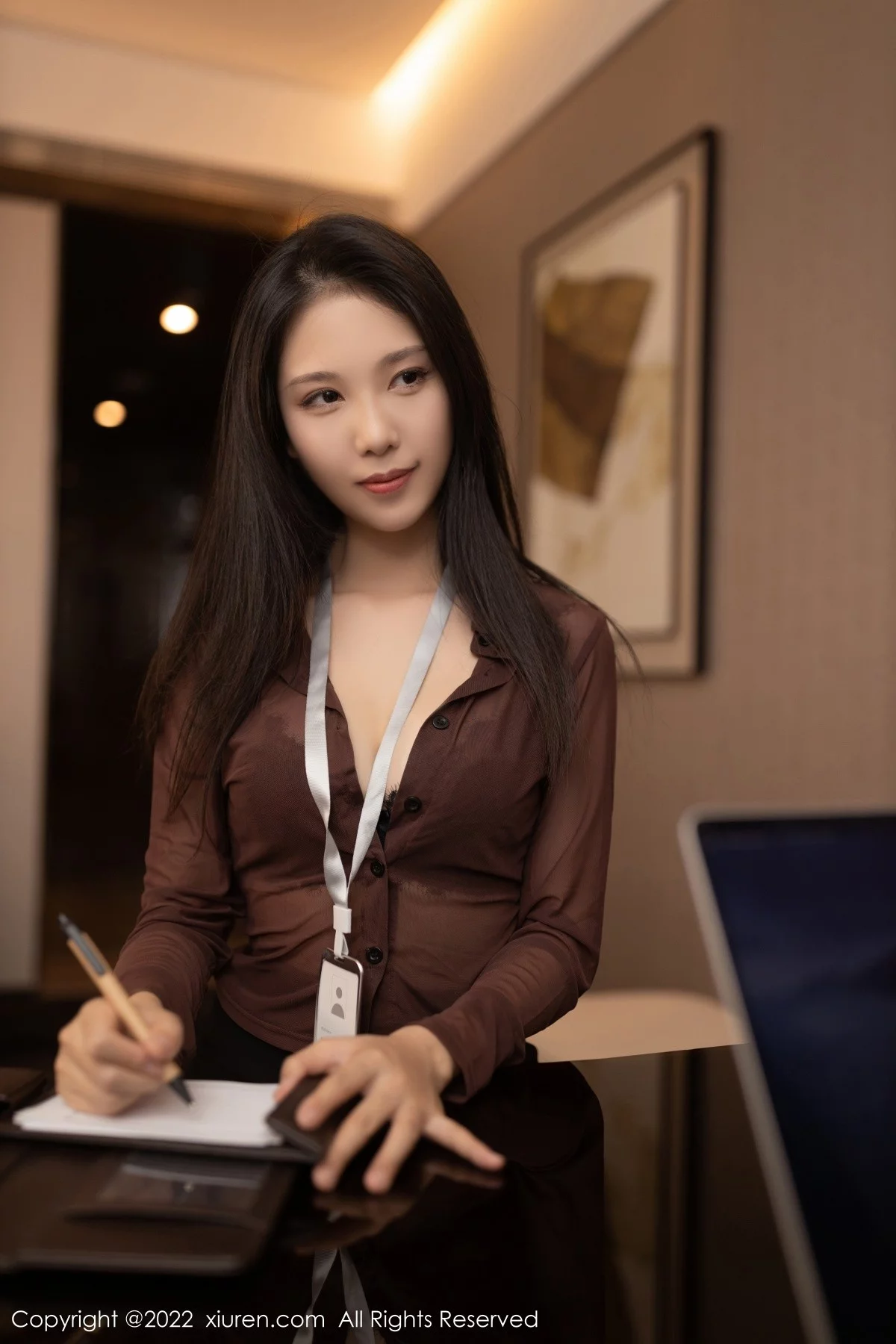 [[XiuRen秀人网]秀人网]No.4479_模特抖娘利世秘书角色扮演主题蕾丝内衣半脱露豪乳惹火诱惑写真89P