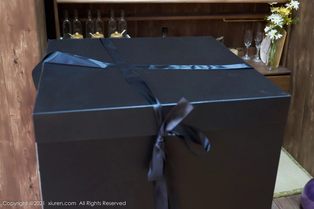 [[XiuRen秀人网]秀人网]No.4385_女神周于希Sally圣诞主题性感红色丝带裹身秀火辣身材诱惑写真90P