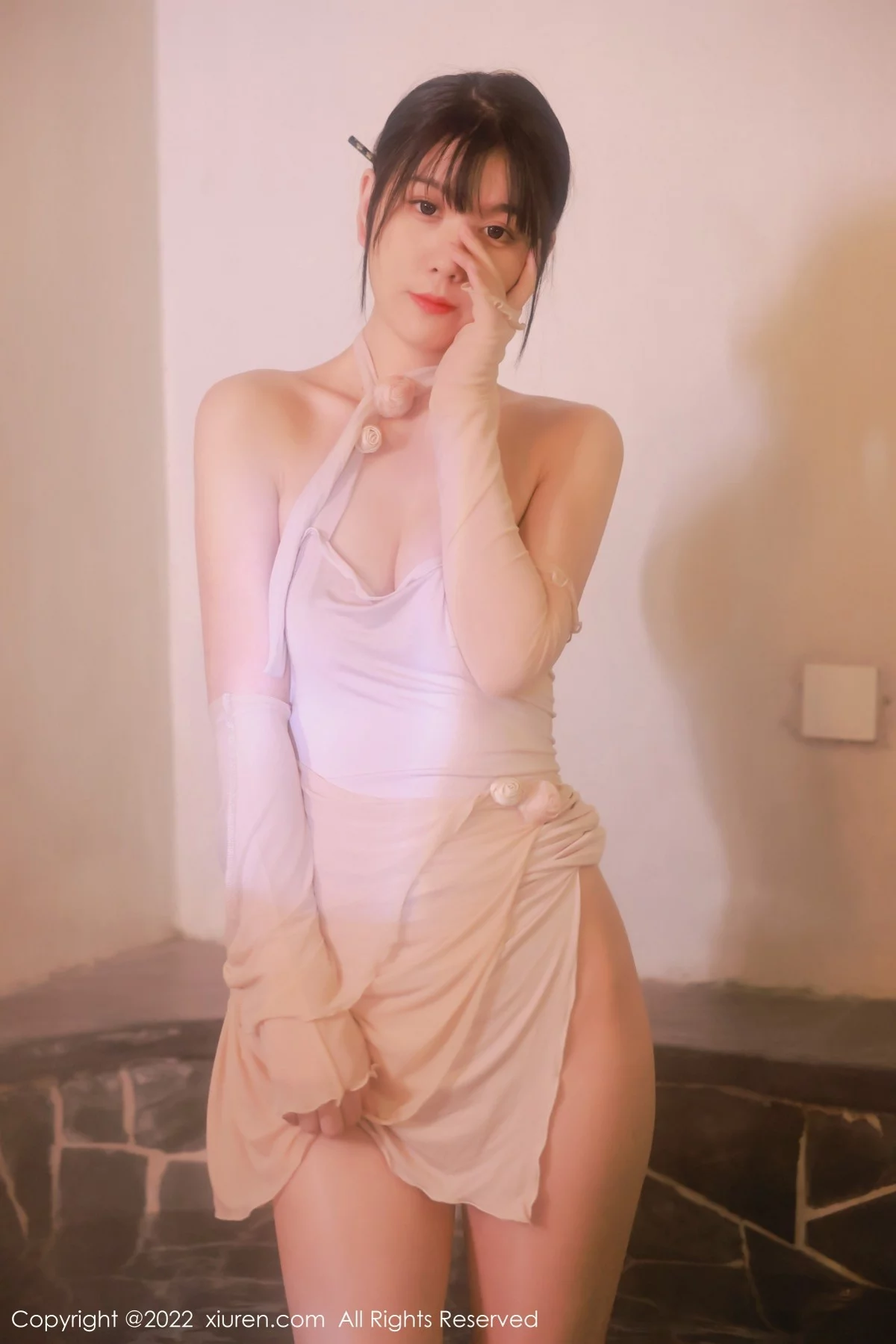 [[XiuRen秀人网]秀人网]No.4503_模特李雅柔182CM温泉主题粉色薄透服饰配无内肉丝湿身诱惑写真48P