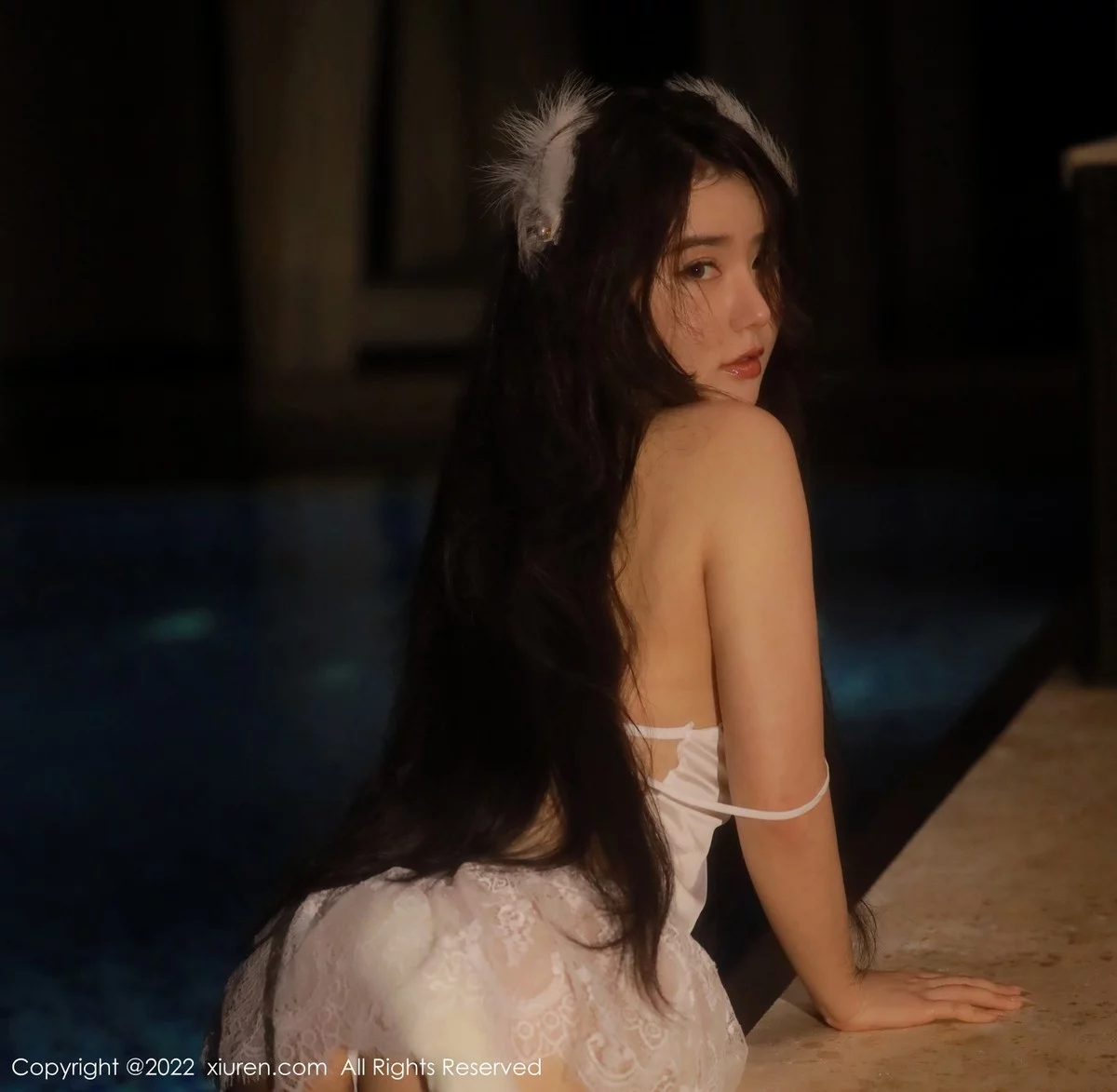 [[XiuRen秀人网]秀人网]No.4504_女神Manuela玛鲁娜三亚旅拍白色情趣连衣裙秀浑圆翘臀诱惑写真61P