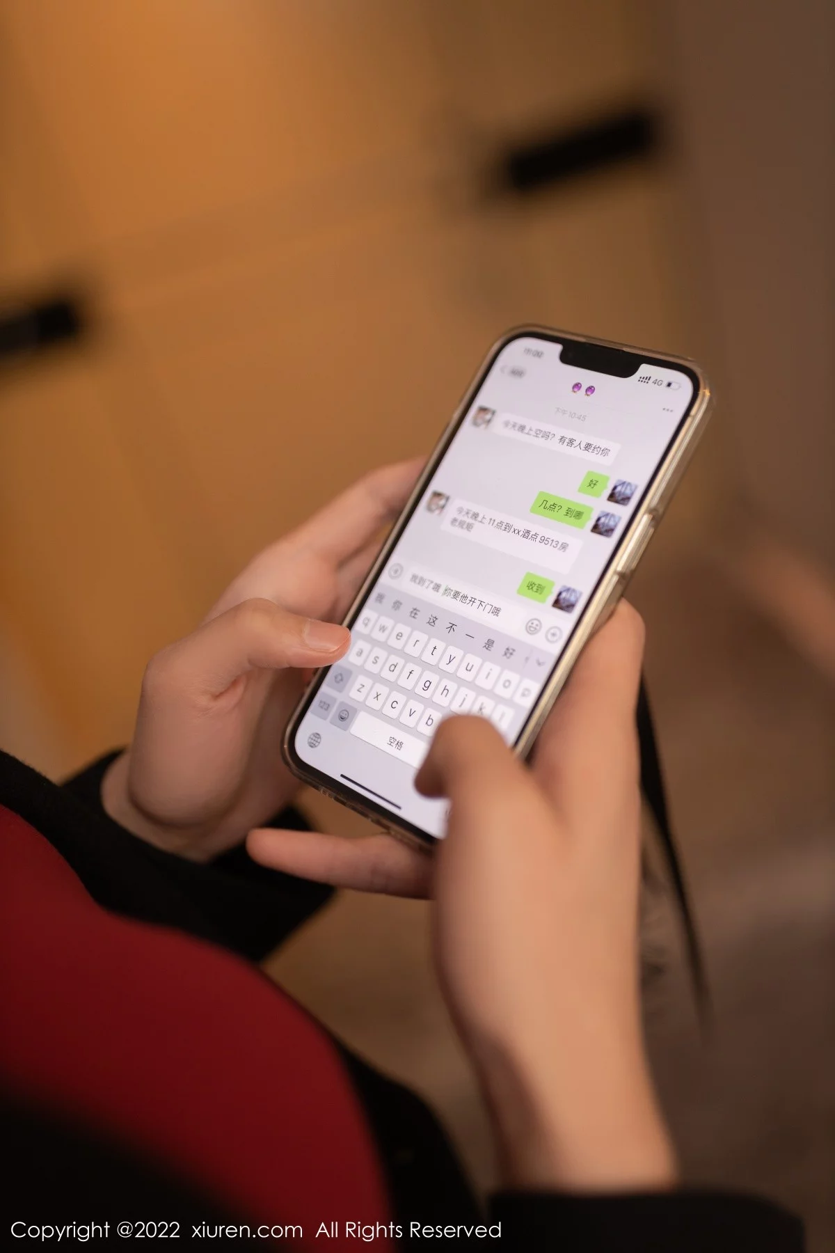 [[XiuRen秀人网]秀人网]No.4510_模特陆萱萱角色扮演半脱露蕾丝内衣超薄无内黑丝极致诱惑写真96P