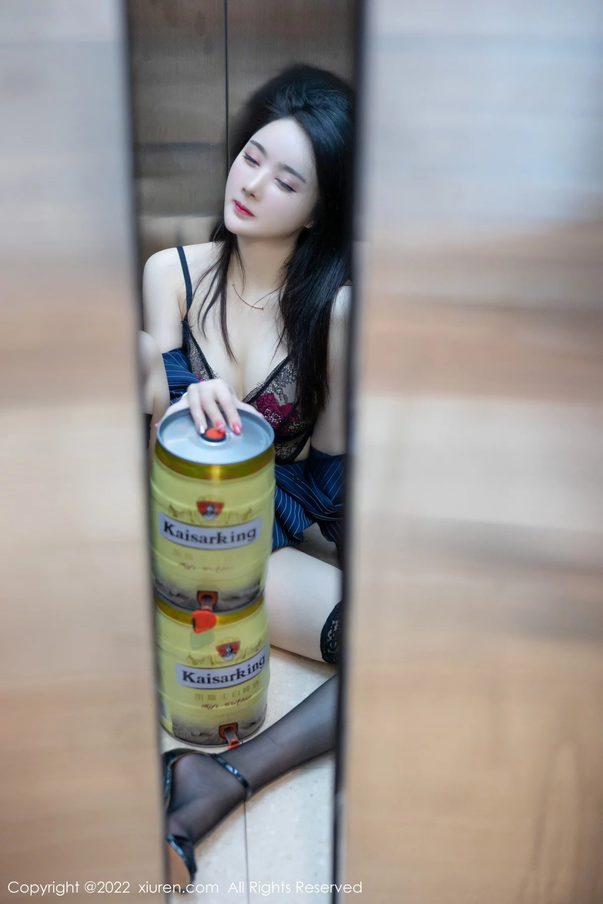 [[XiuRen秀人网]秀人网]No.4513_模特Summer宝宝电梯间主题脱衬衫露蕾丝内衣蕾丝袜魅惑写真66P