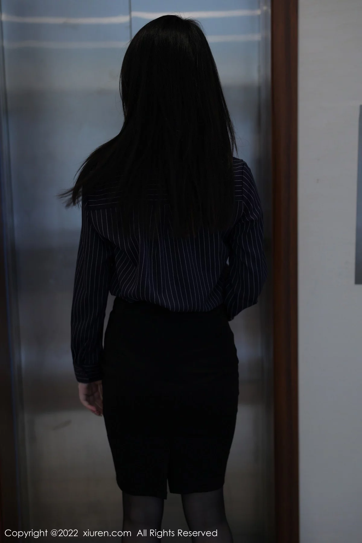 [[XiuRen秀人网]秀人网]No.4513_模特Summer宝宝电梯间主题脱衬衫露蕾丝内衣蕾丝袜魅惑写真66P