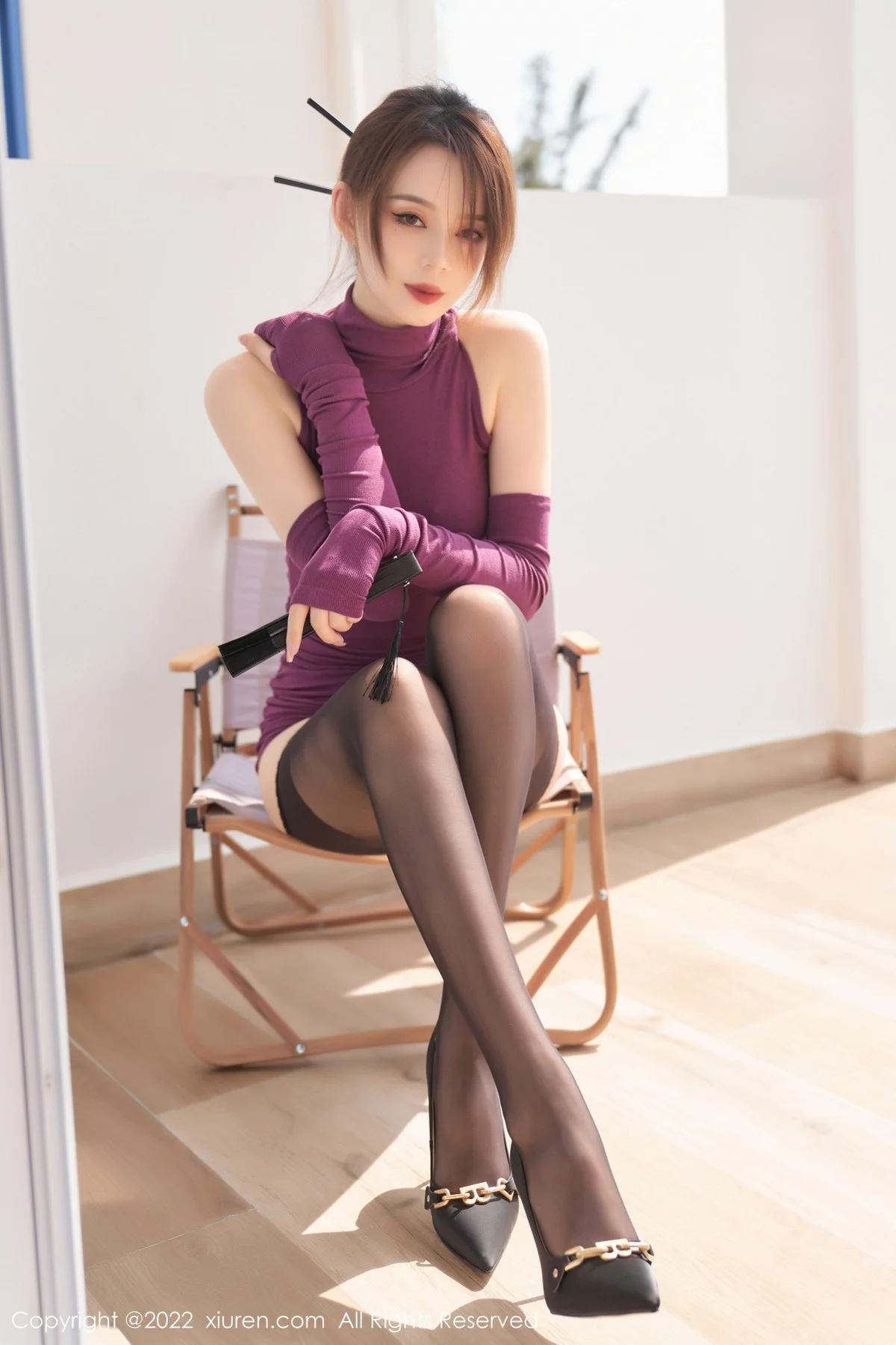 [[XiuRen秀人网]秀人网]No.4521_模特言沫三亚旅拍私房半脱露黑色蕾丝内衣配黑丝吊袜诱惑写真76P