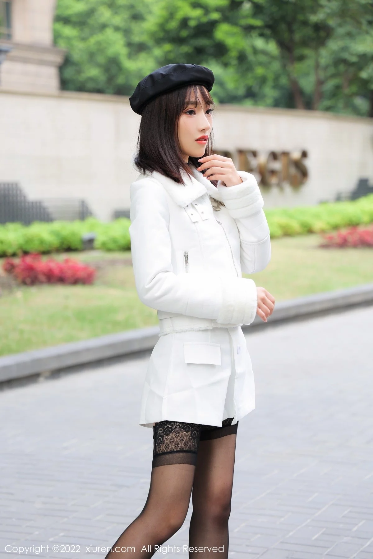 [[XiuRen秀人网]秀人网]No.4518_模特西门小玉脱外套露轻纱透明上衣配黑丝裤袜极致诱惑写真69P