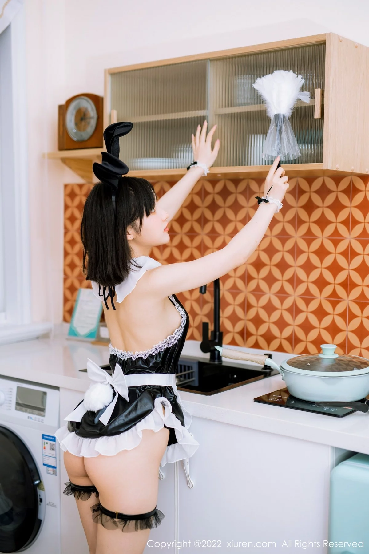 [[XiuRen秀人网]秀人网]No.4533_模特小可爱私房性感兔子装露黑色丁字裤秀翘臀撩人诱惑写真42P