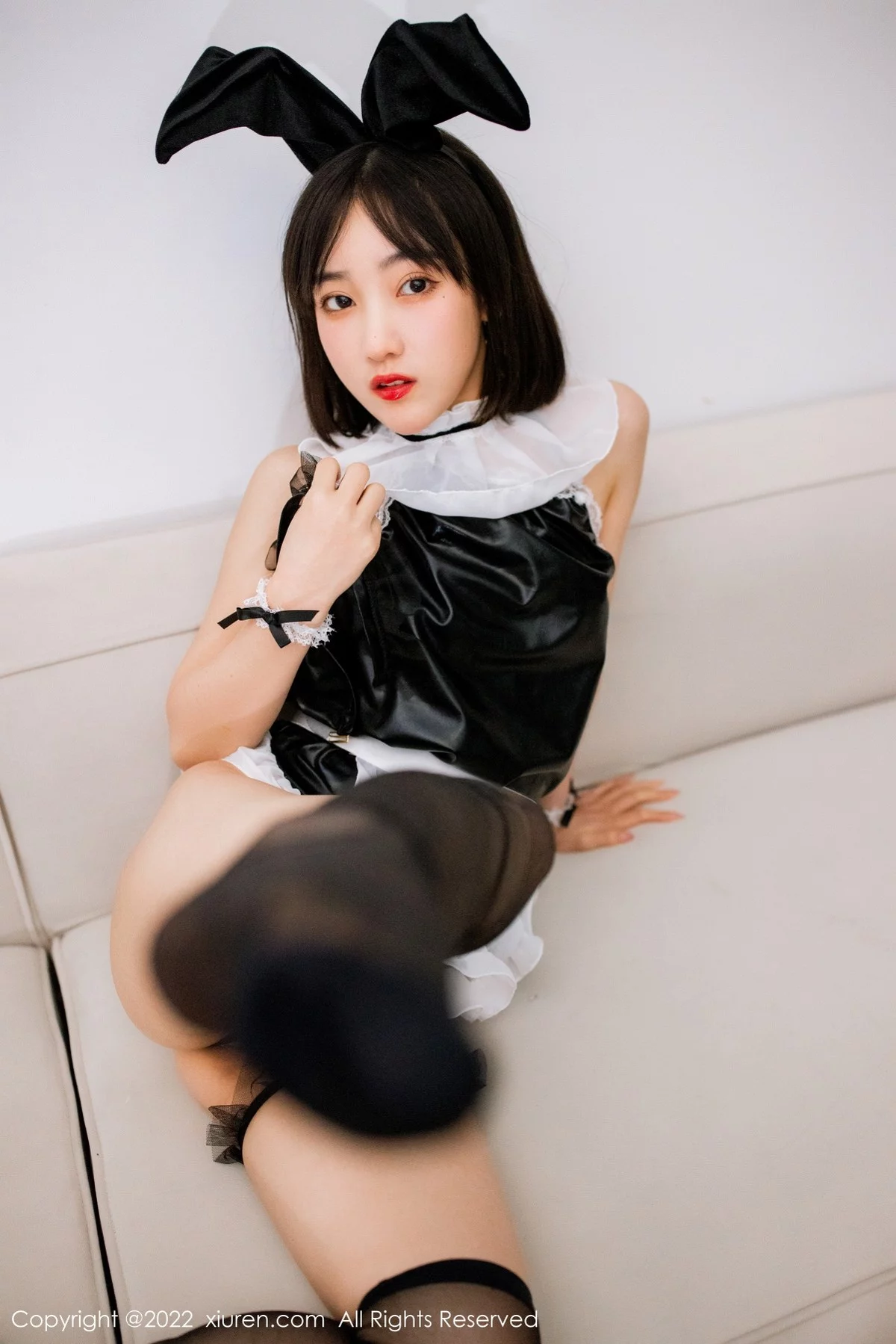 [[XiuRen秀人网]秀人网]No.4533_模特小可爱私房性感兔子装露黑色丁字裤秀翘臀撩人诱惑写真42P