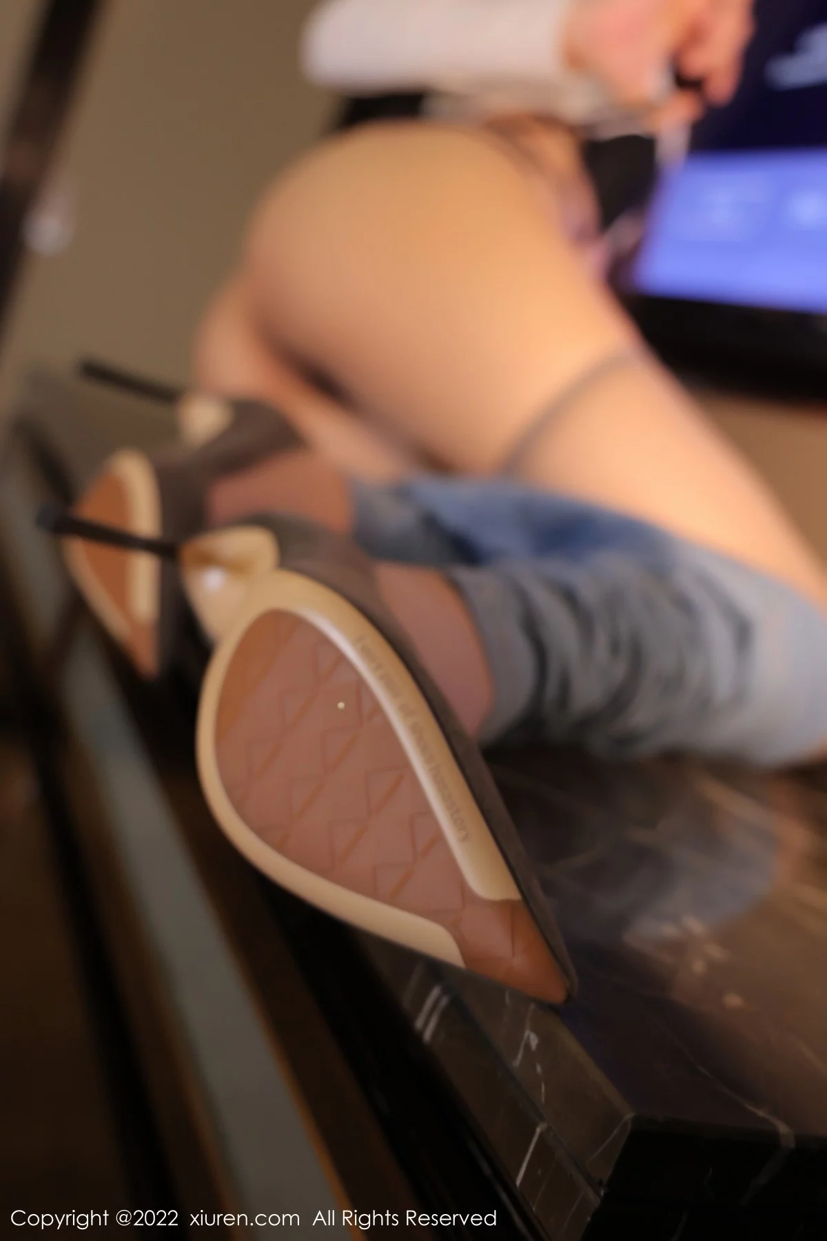 [[XiuRen秀人网]秀人网]No.4541_模特汐汐baby私房半脱露性感内衣原色丝袜秀凹凸身材诱惑写真103P